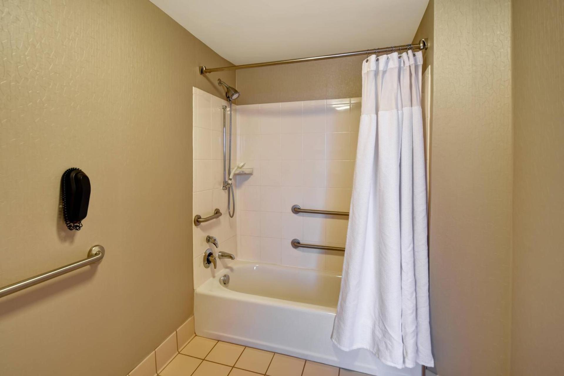 SpringHill Suites Louisville Airport photo 23