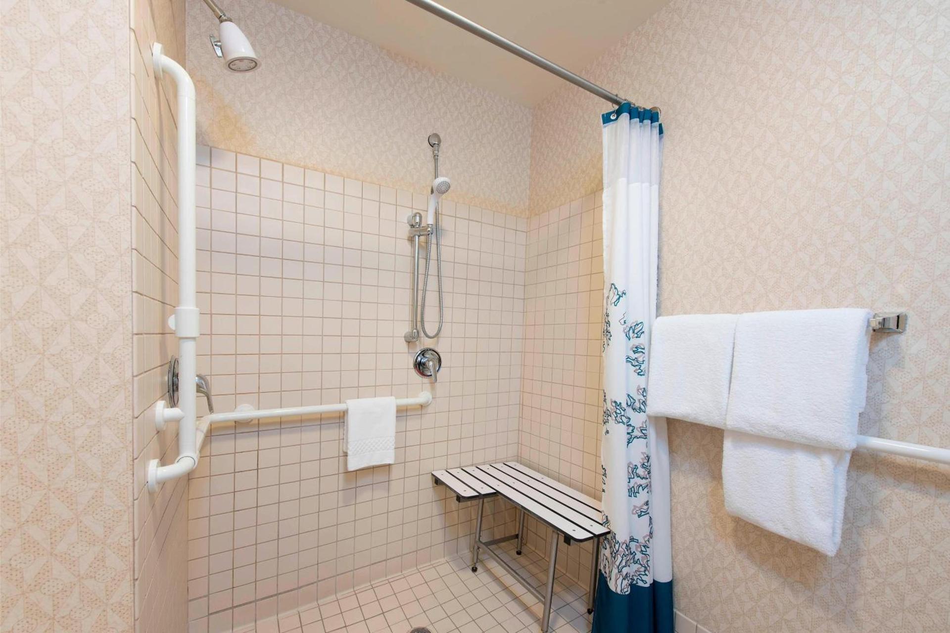 Residence Inn Toledo Maumee photo 11