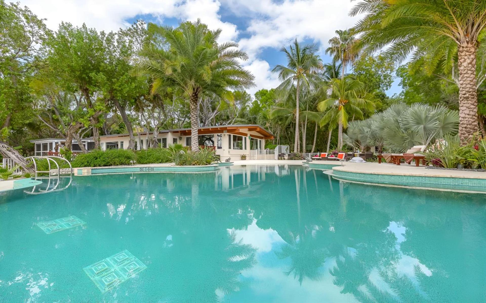 Largo Resort photo 4