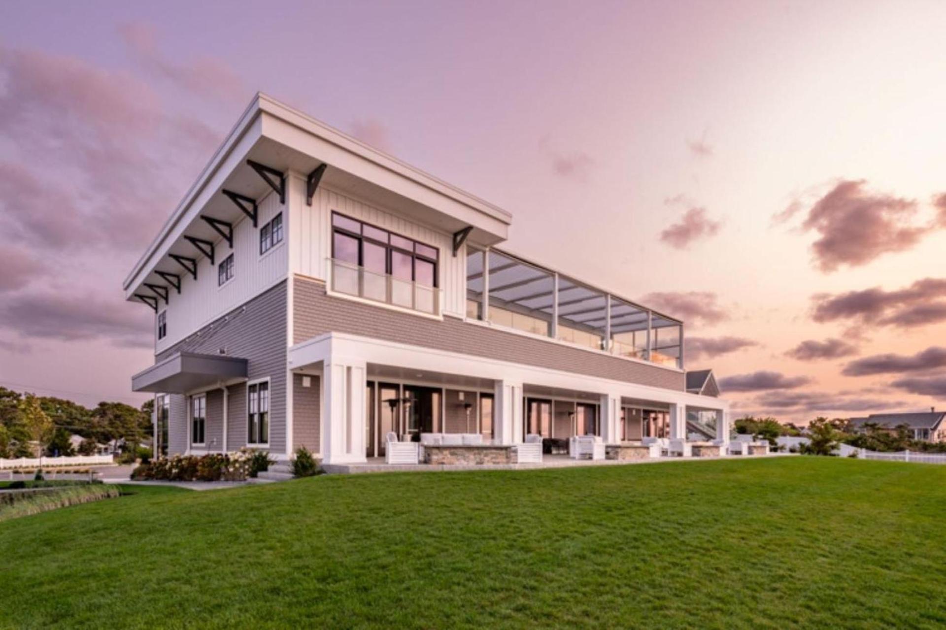 Pelham House Resort — hotel in Dennis Port