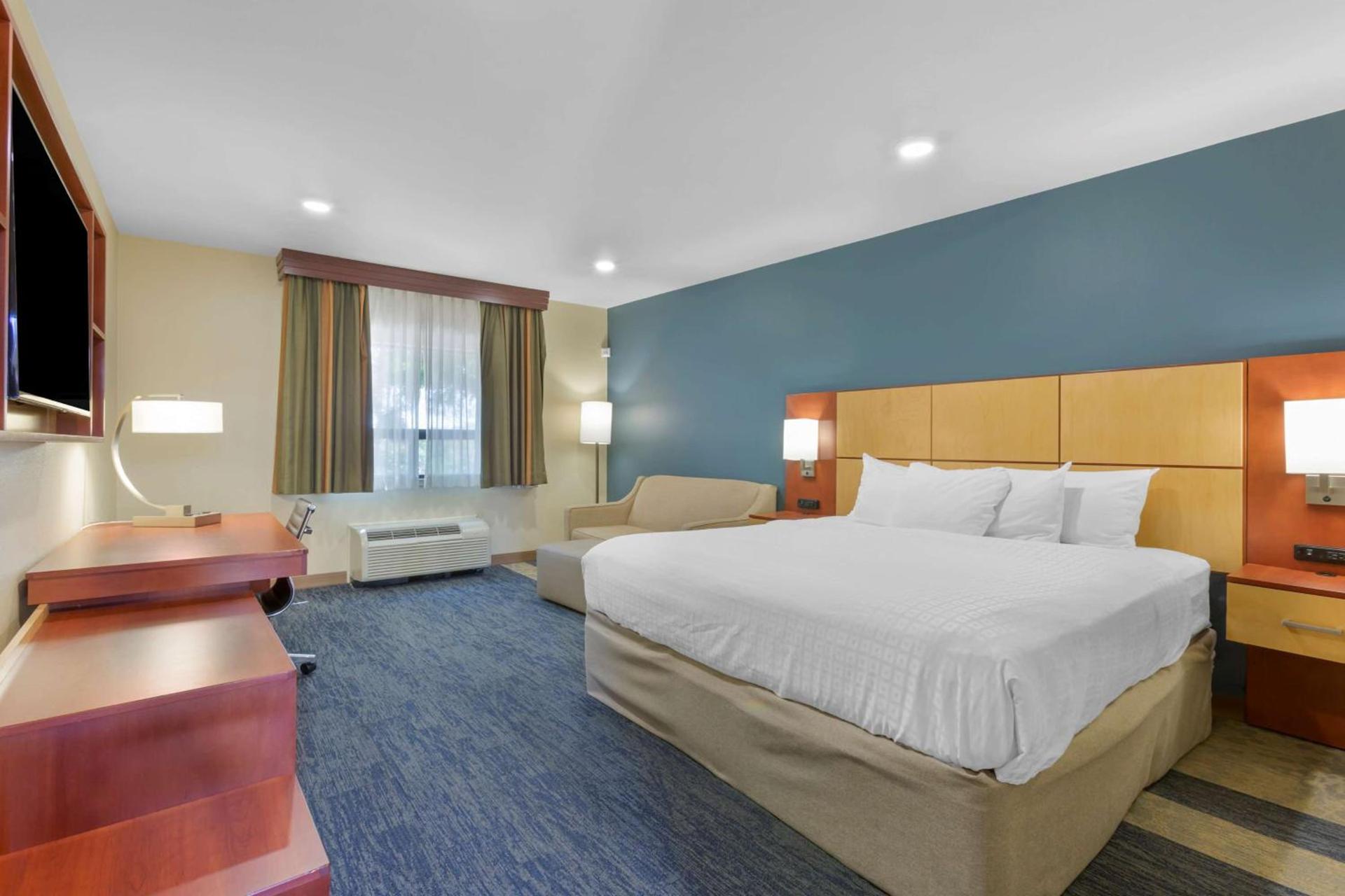 Best Western Plus Clocktower Inn photo 9