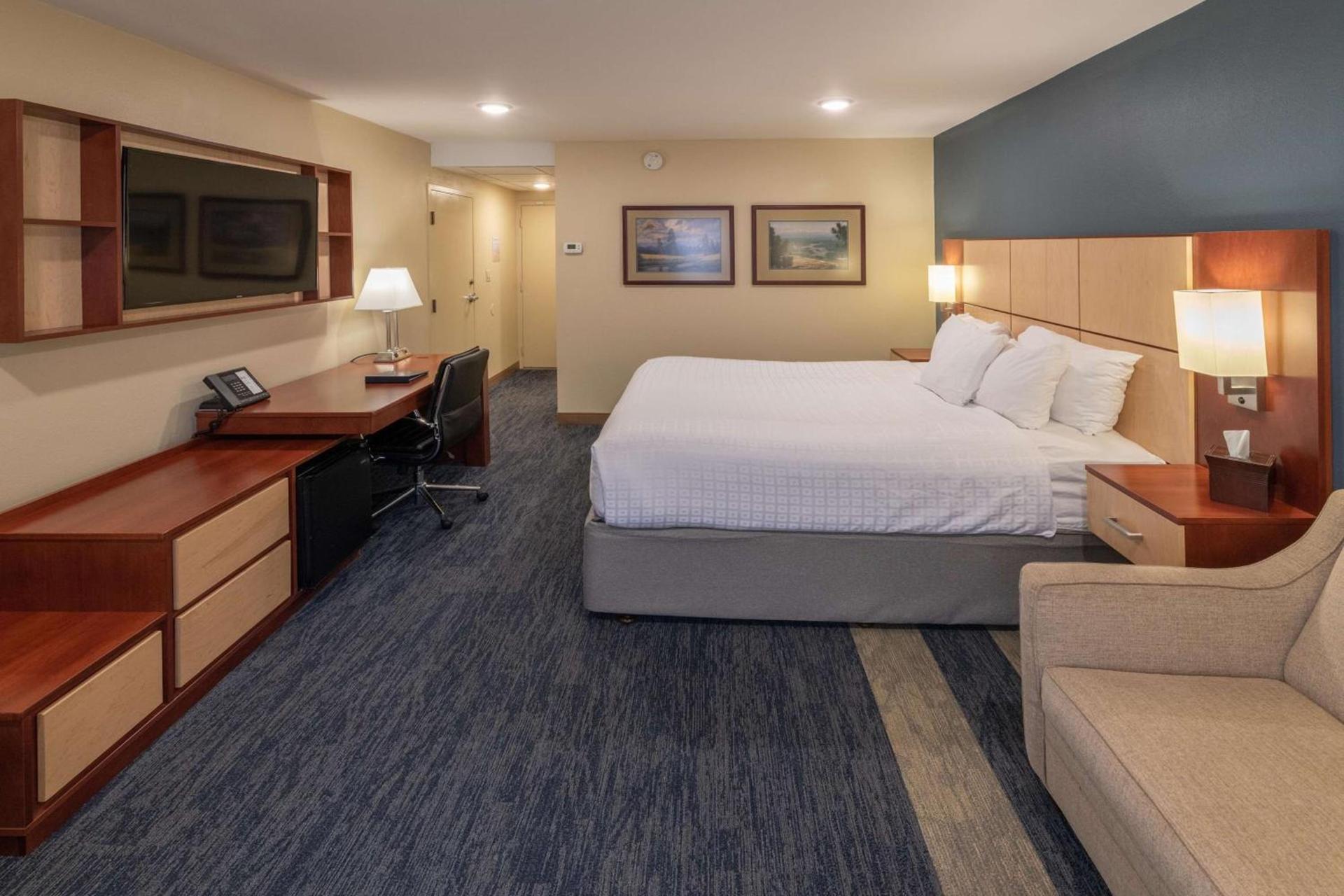 Best Western Plus Clocktower Inn photo 17