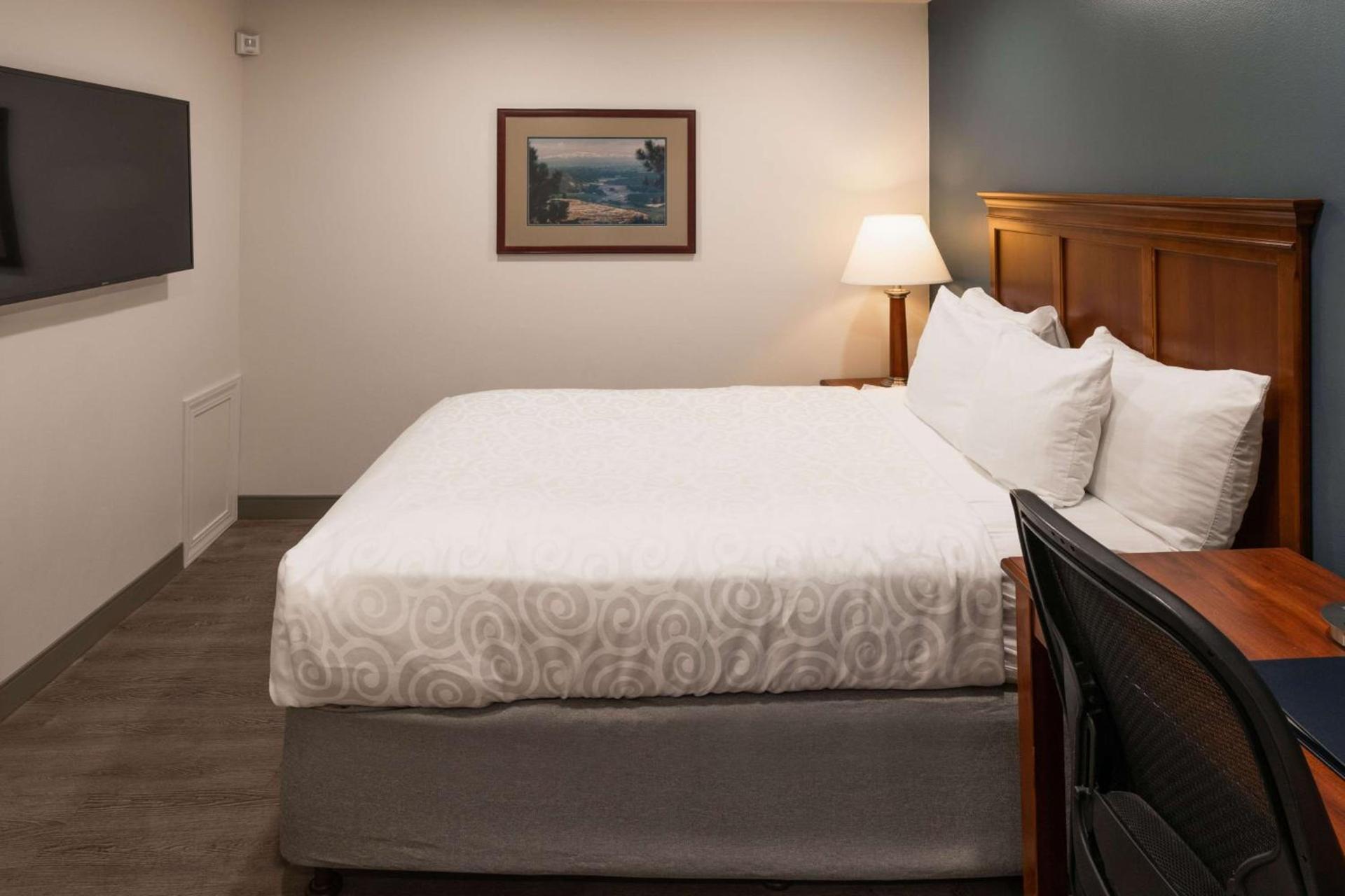 Best Western Plus Clocktower Inn photo 26