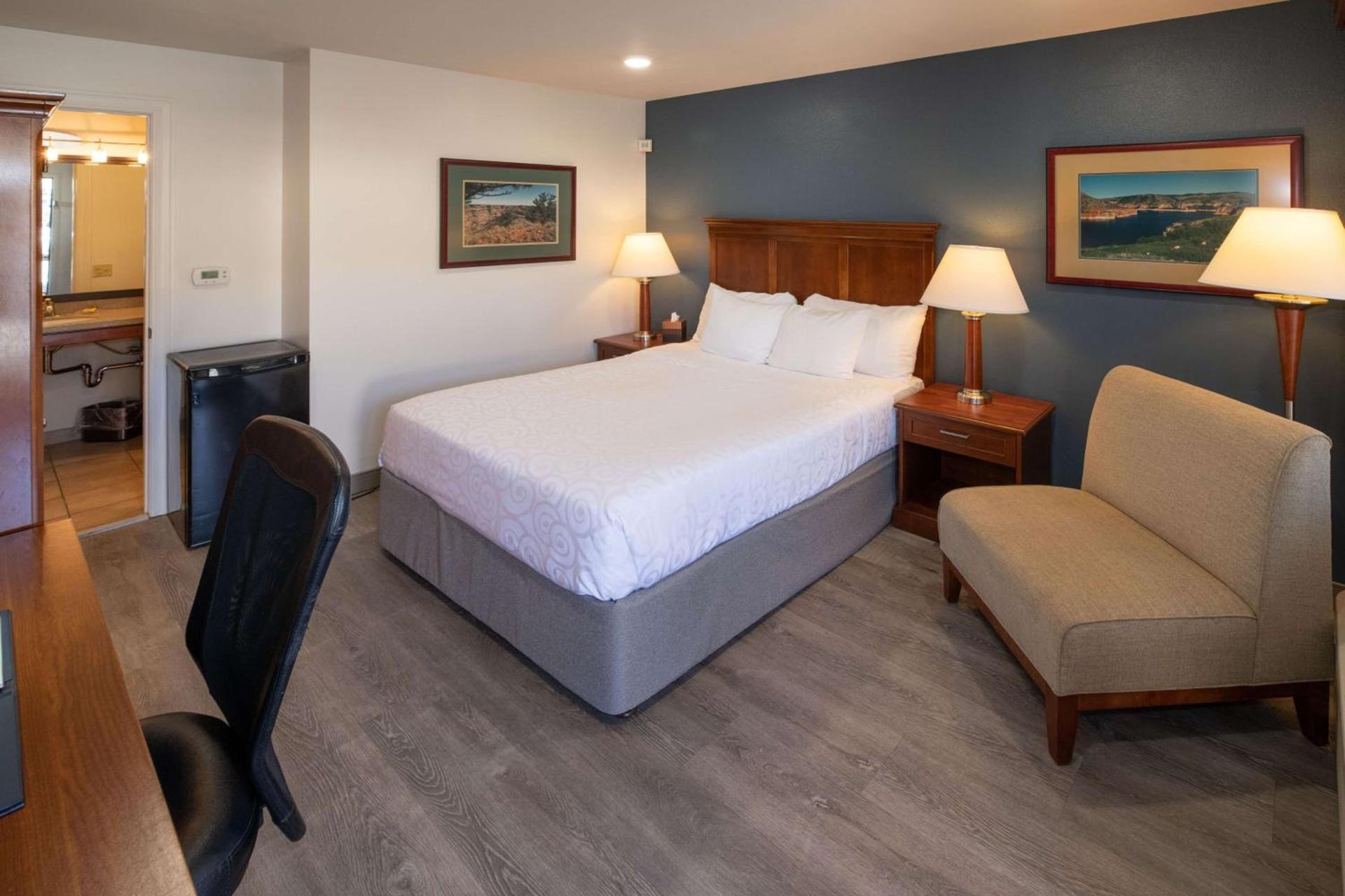 Best Western Plus Clocktower Inn photo 27