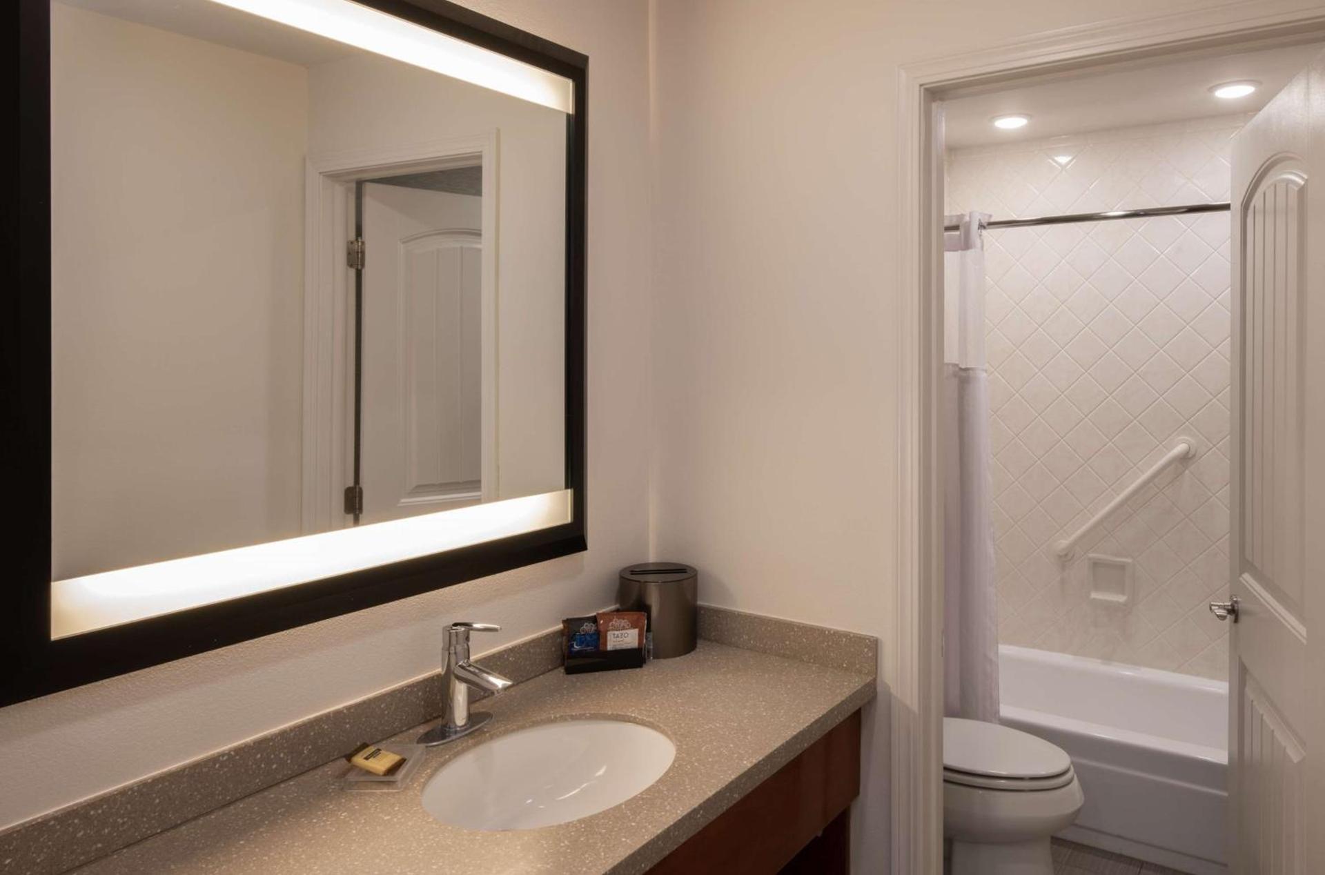 Best Western Plus Clocktower Inn photo 33
