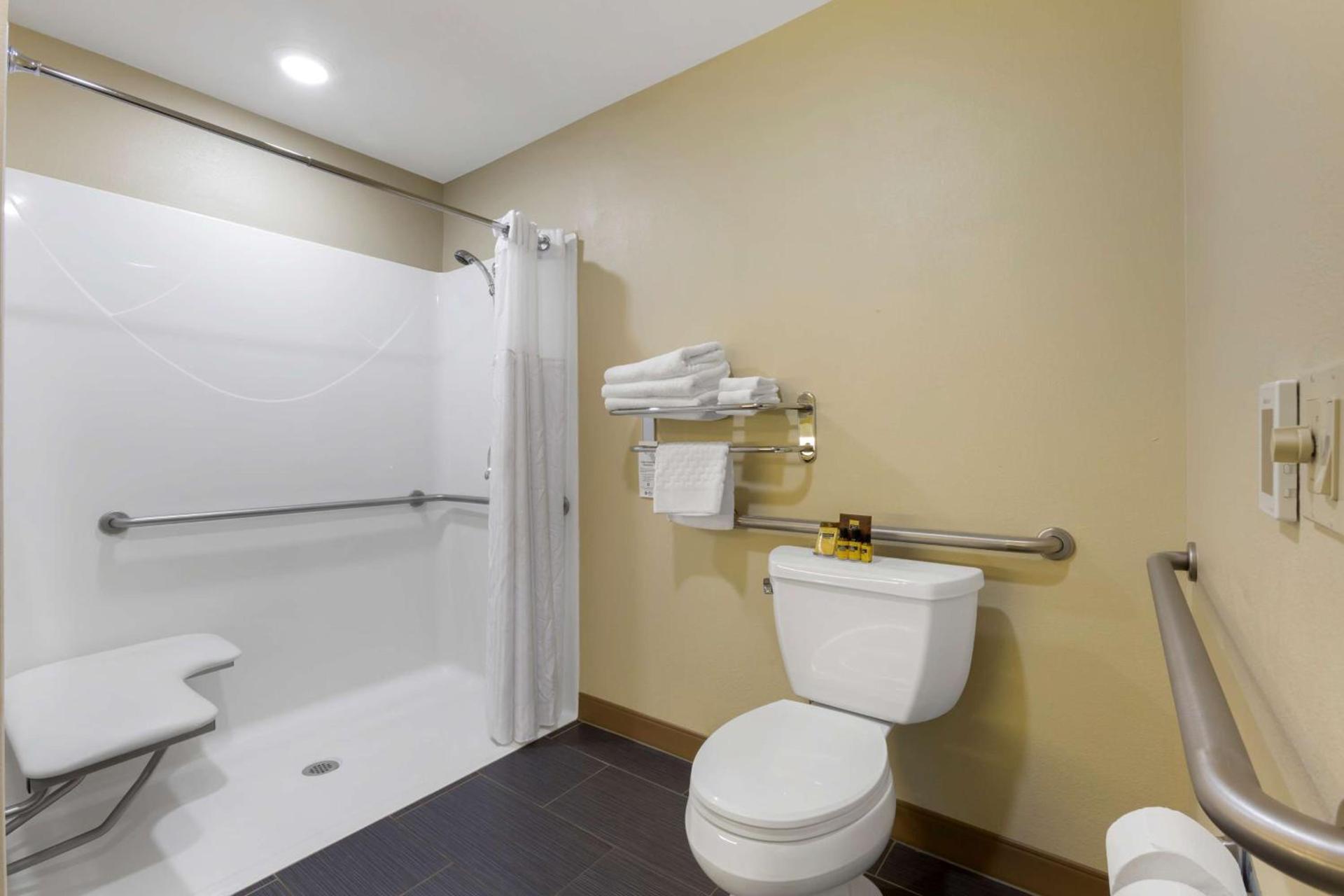Best Western Plus Clocktower Inn photo 35