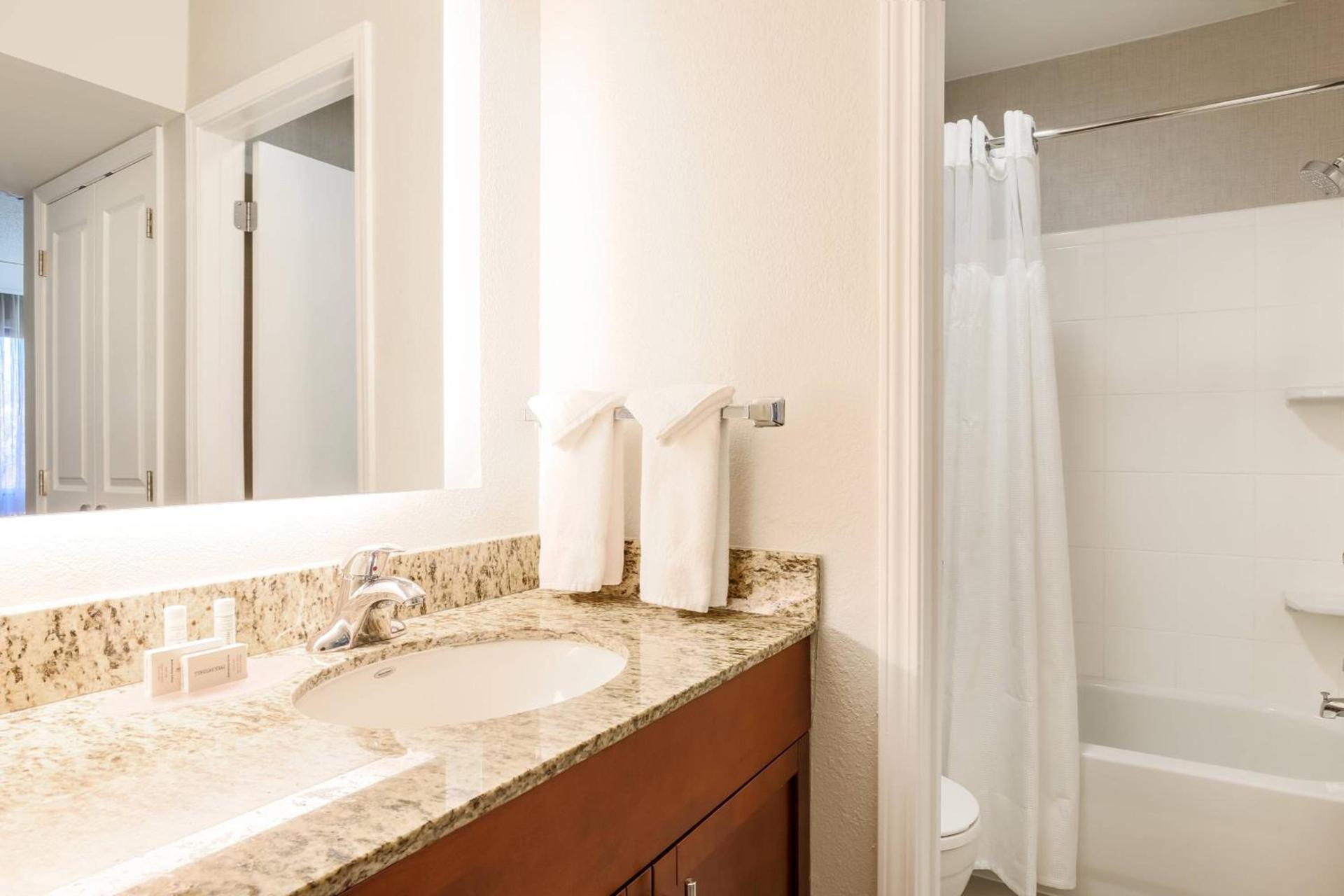 Residence Inn by Marriott Atlanta Cumberland/Galleria photo 17
