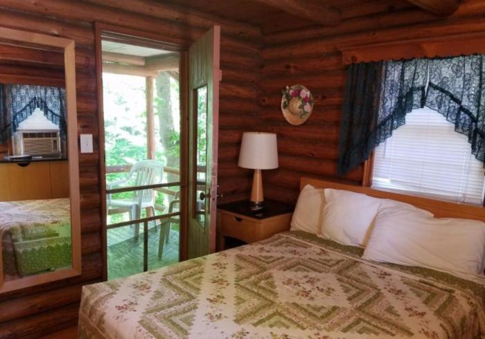 Seven Dwarfs Motel & Cabins photo 15