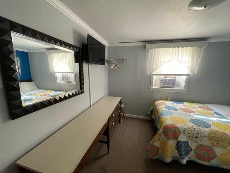 Seven Dwarfs Motel & Cabins photo 10