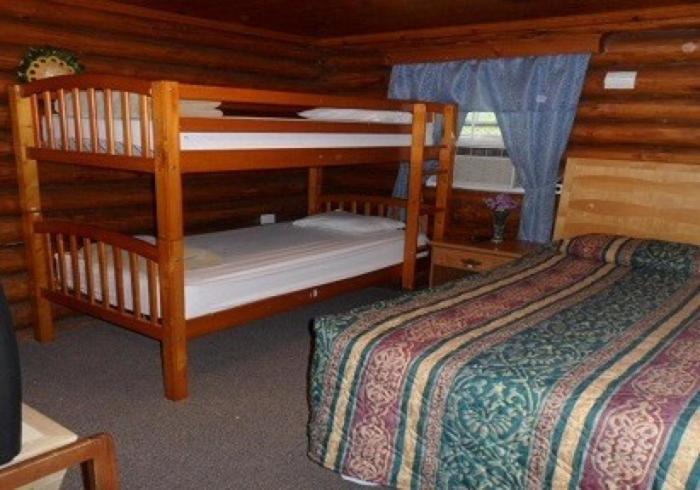 Seven Dwarfs Motel & Cabins photo 4