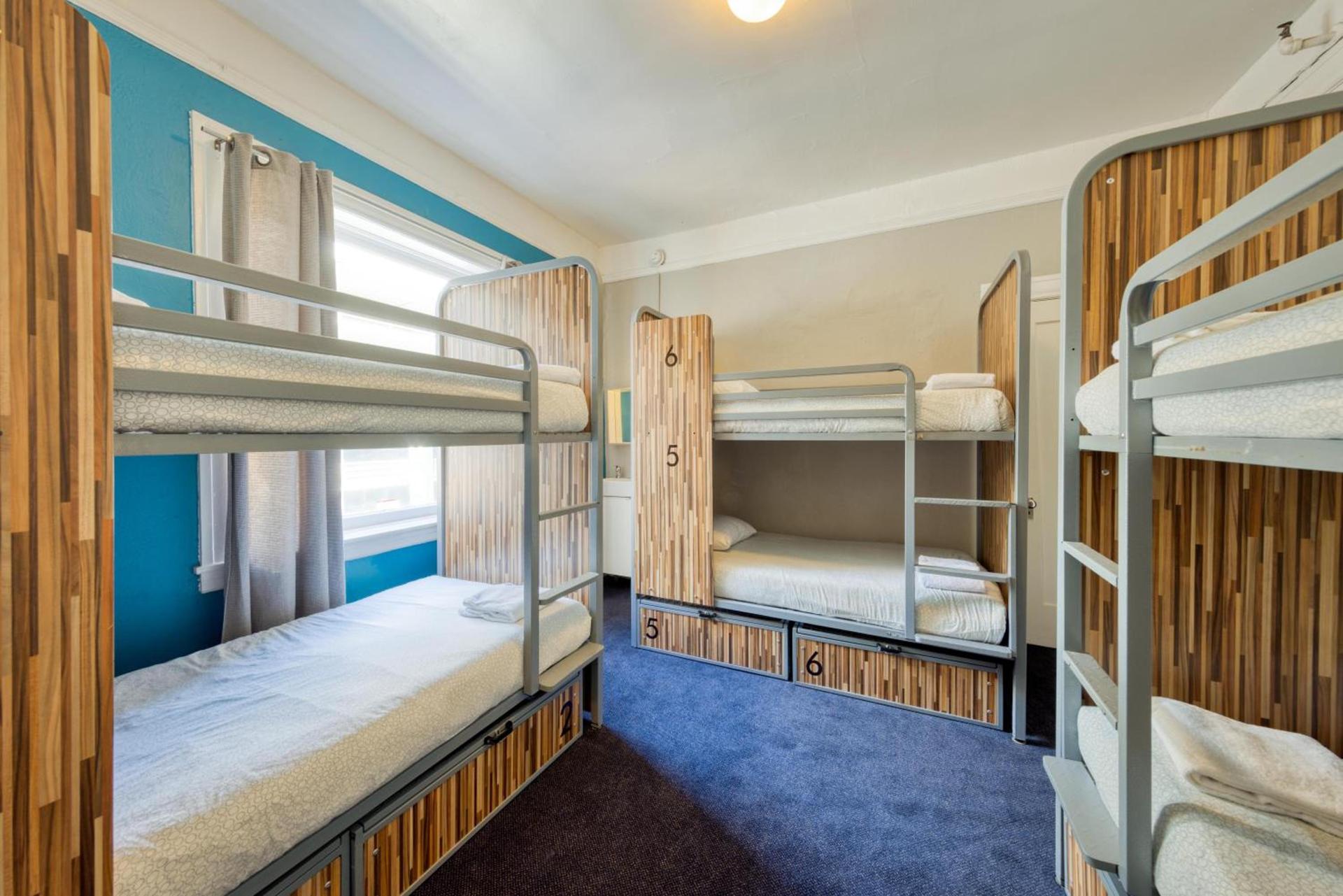 HI San Francisco Downtown Hostel photo 6