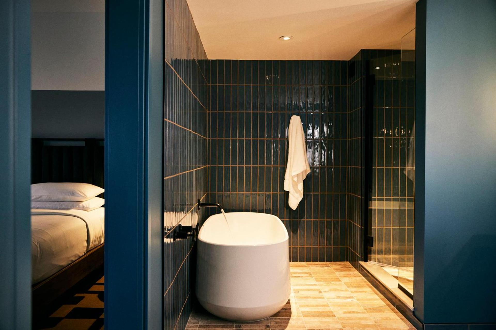 The Junto Hotel photo 80