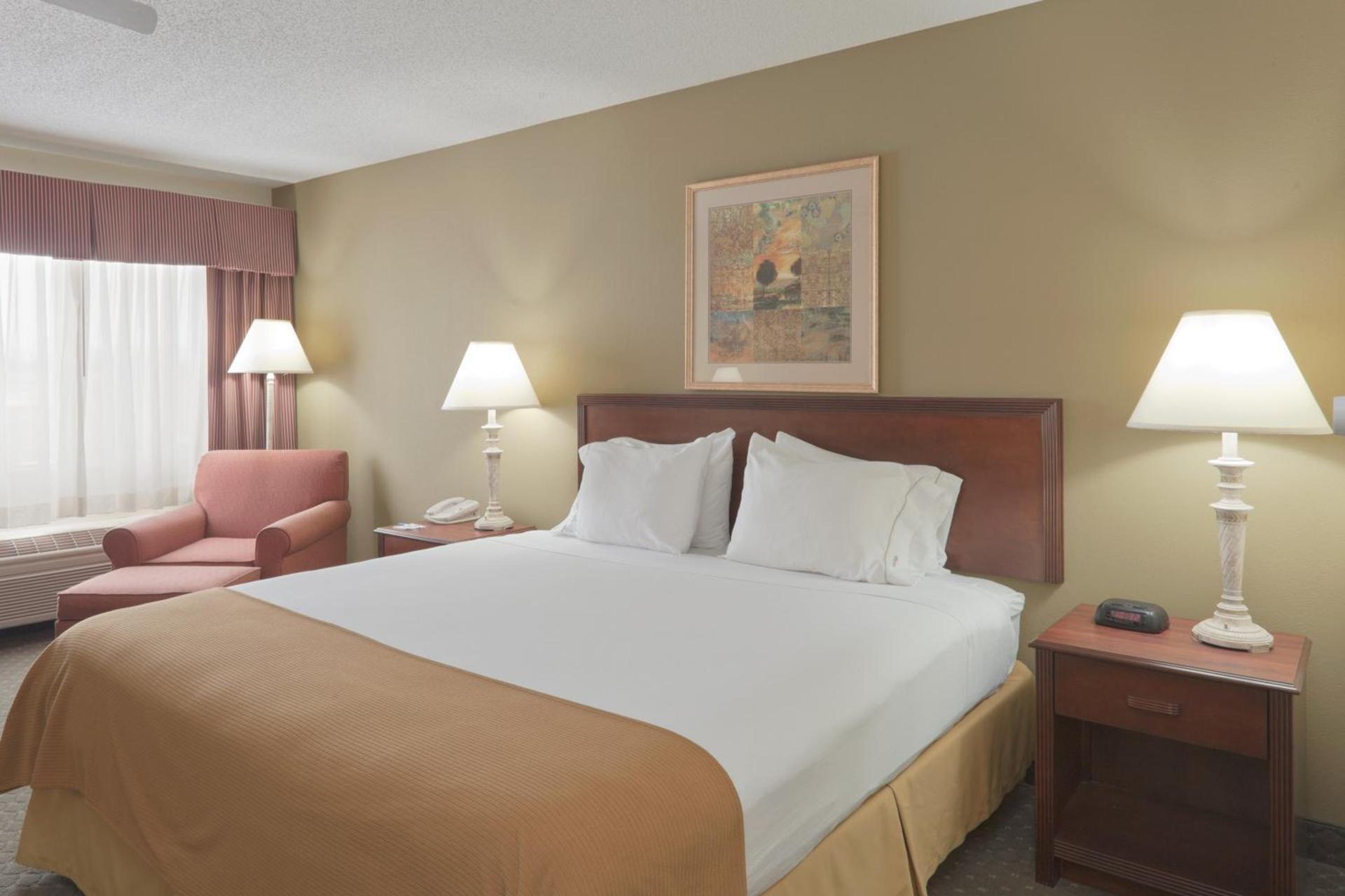Holiday Inn Express Evansville - West by IHG photo 18
