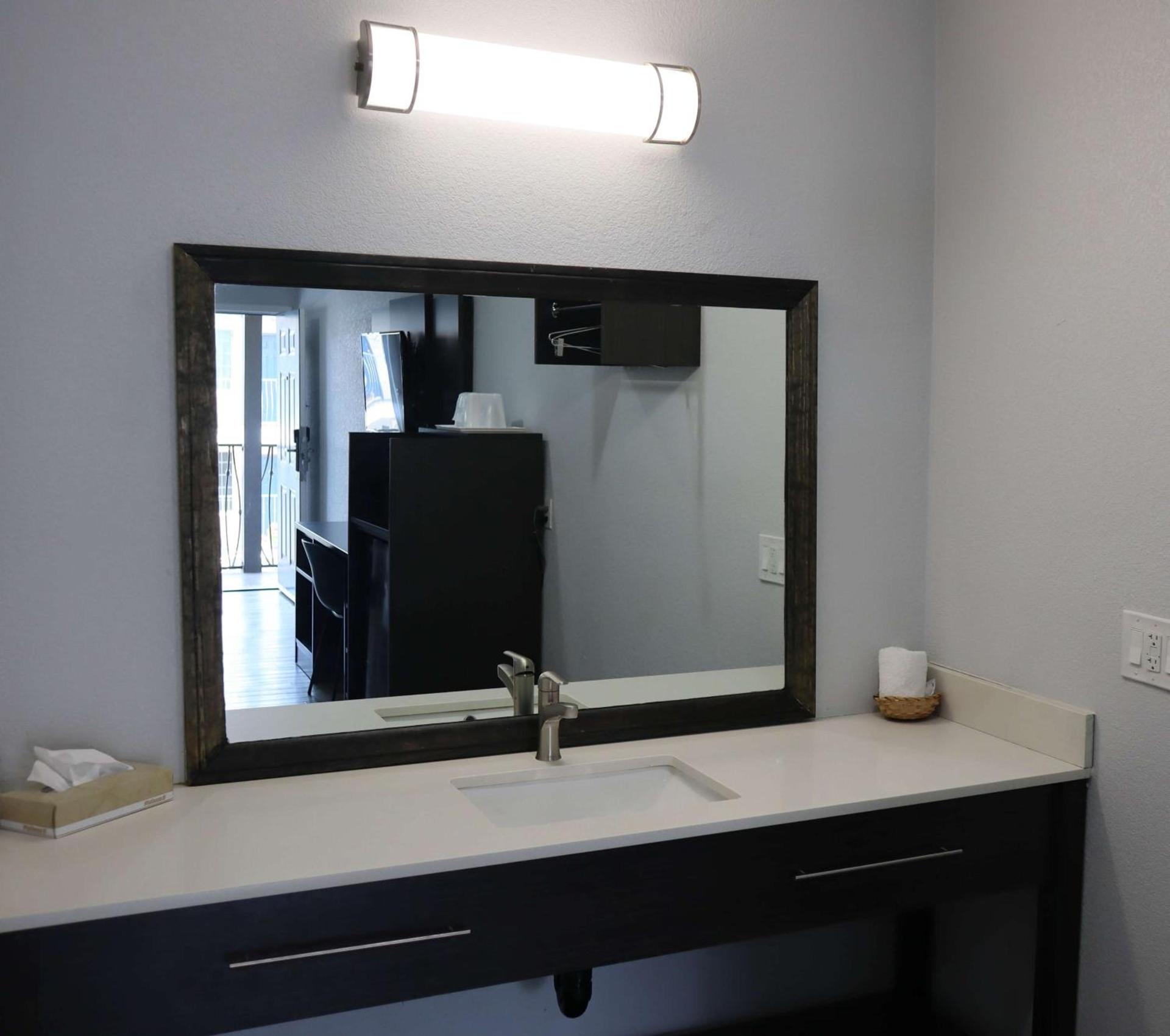 Motel 6-San Diego, CA - Southbay photo 9