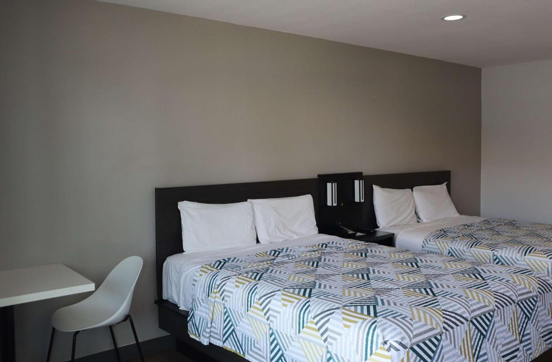 Motel 6-San Diego, CA - Southbay photo 11