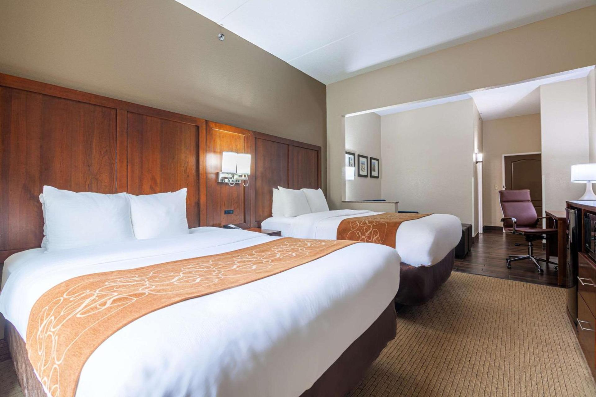 Comfort Suites Morrow- Atlanta South photo 14