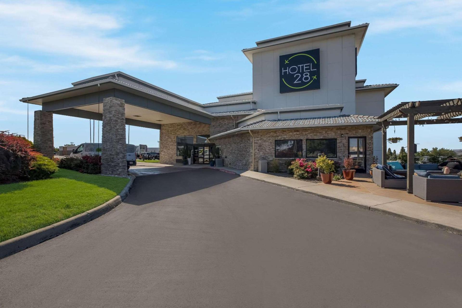 Hotel 28 Boise Airport, an Ascend Collection Hotel photo 1