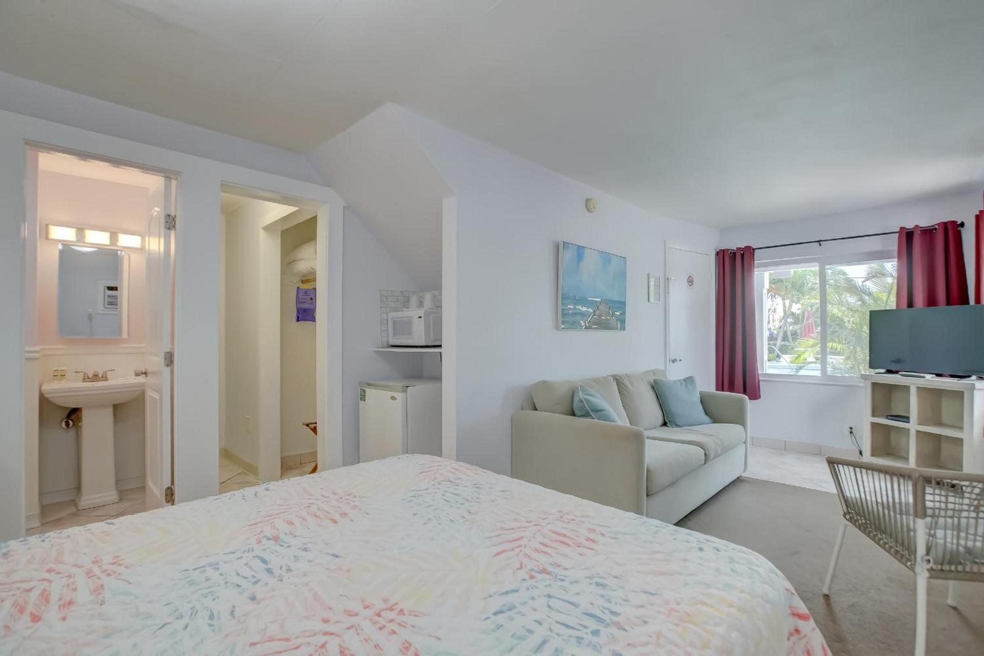 Seahorse Guesthouse photo 76