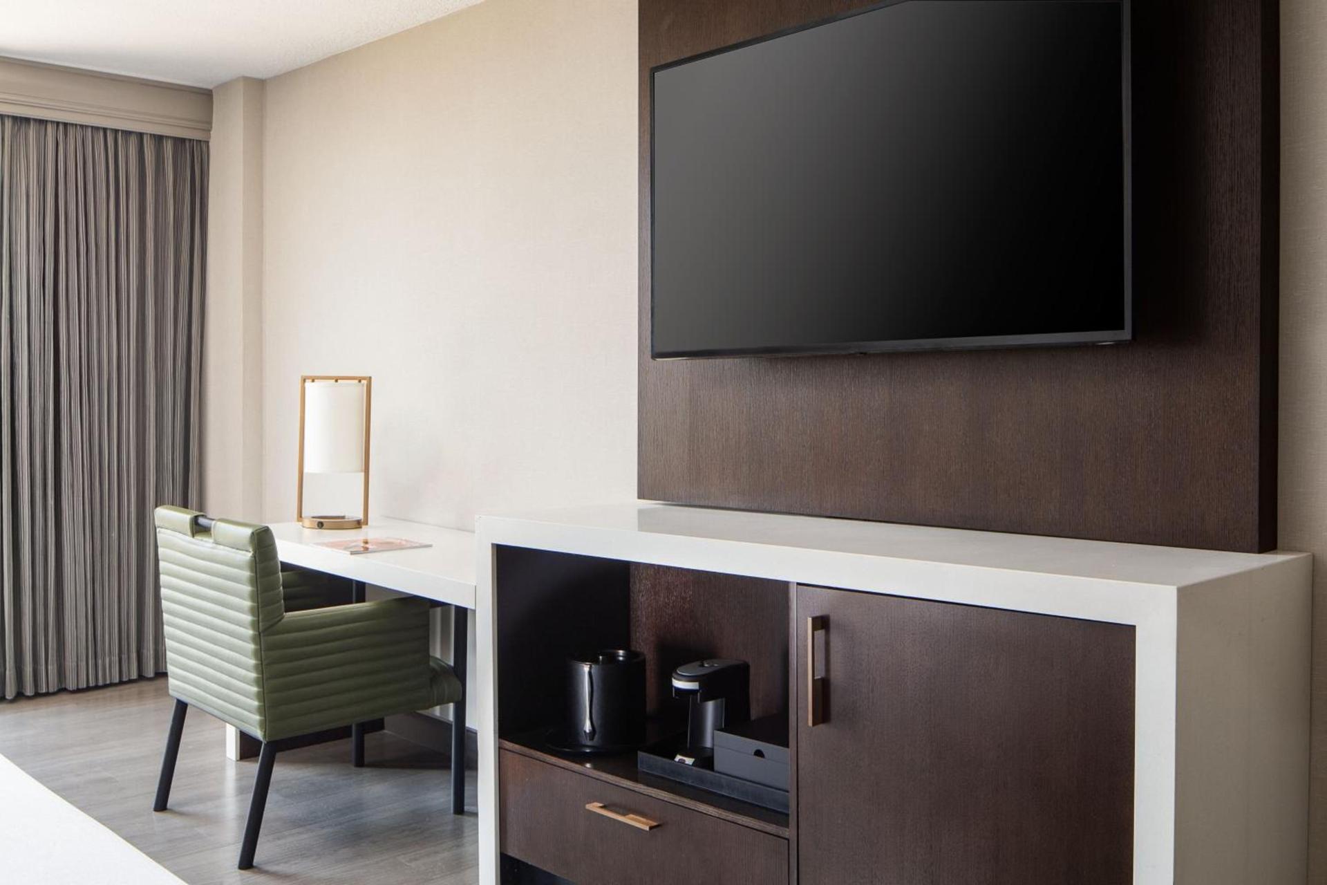 Dallas-Addison Marriott Quorum by the Galleria photo 13