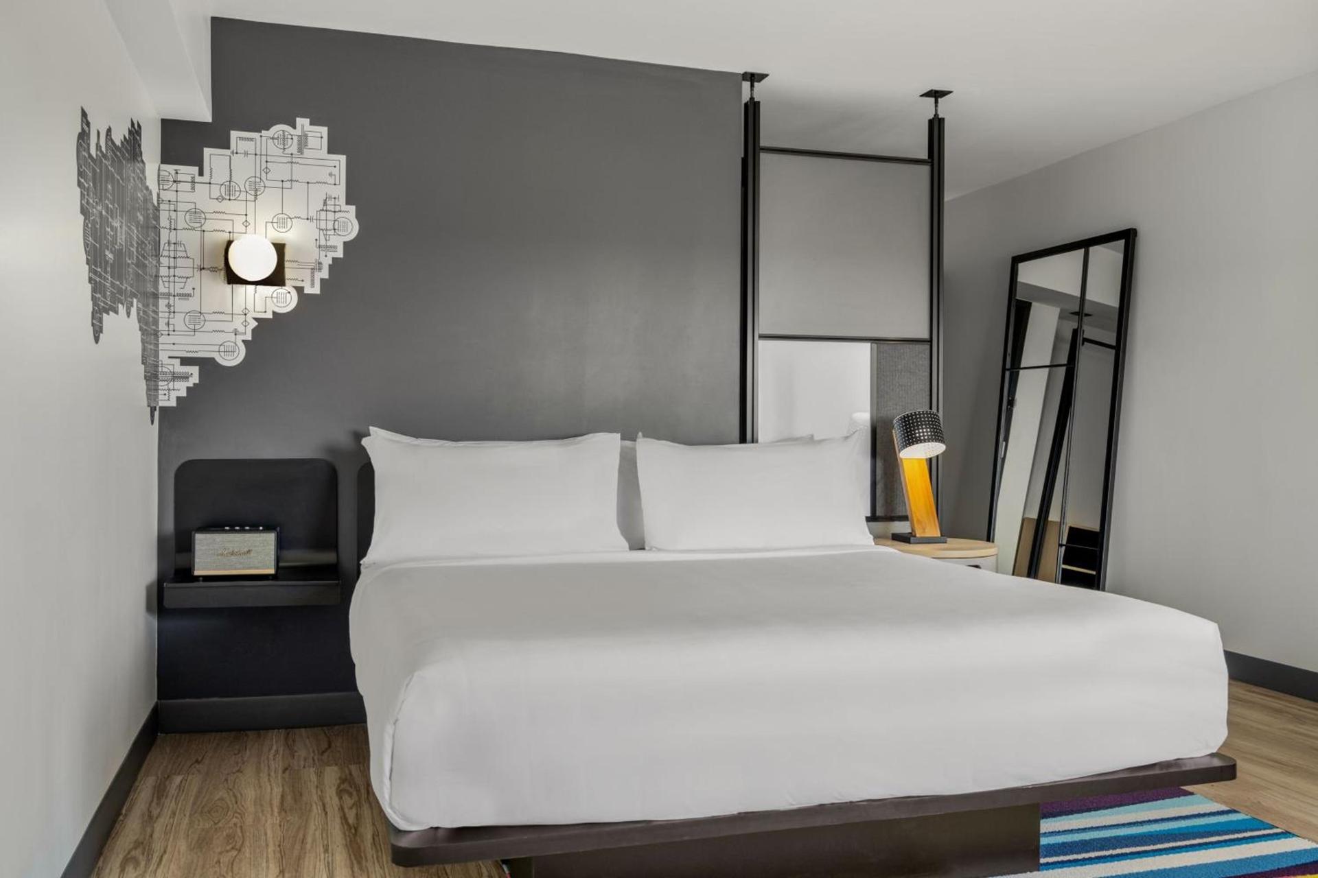 Aloft by Marriott Chicago Schaumburg photo 14