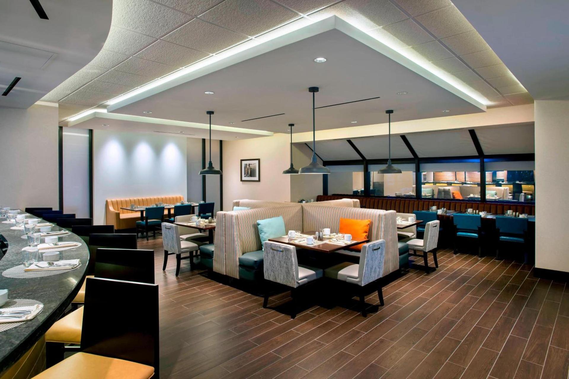 Newark Liberty International Airport Marriott photo 29