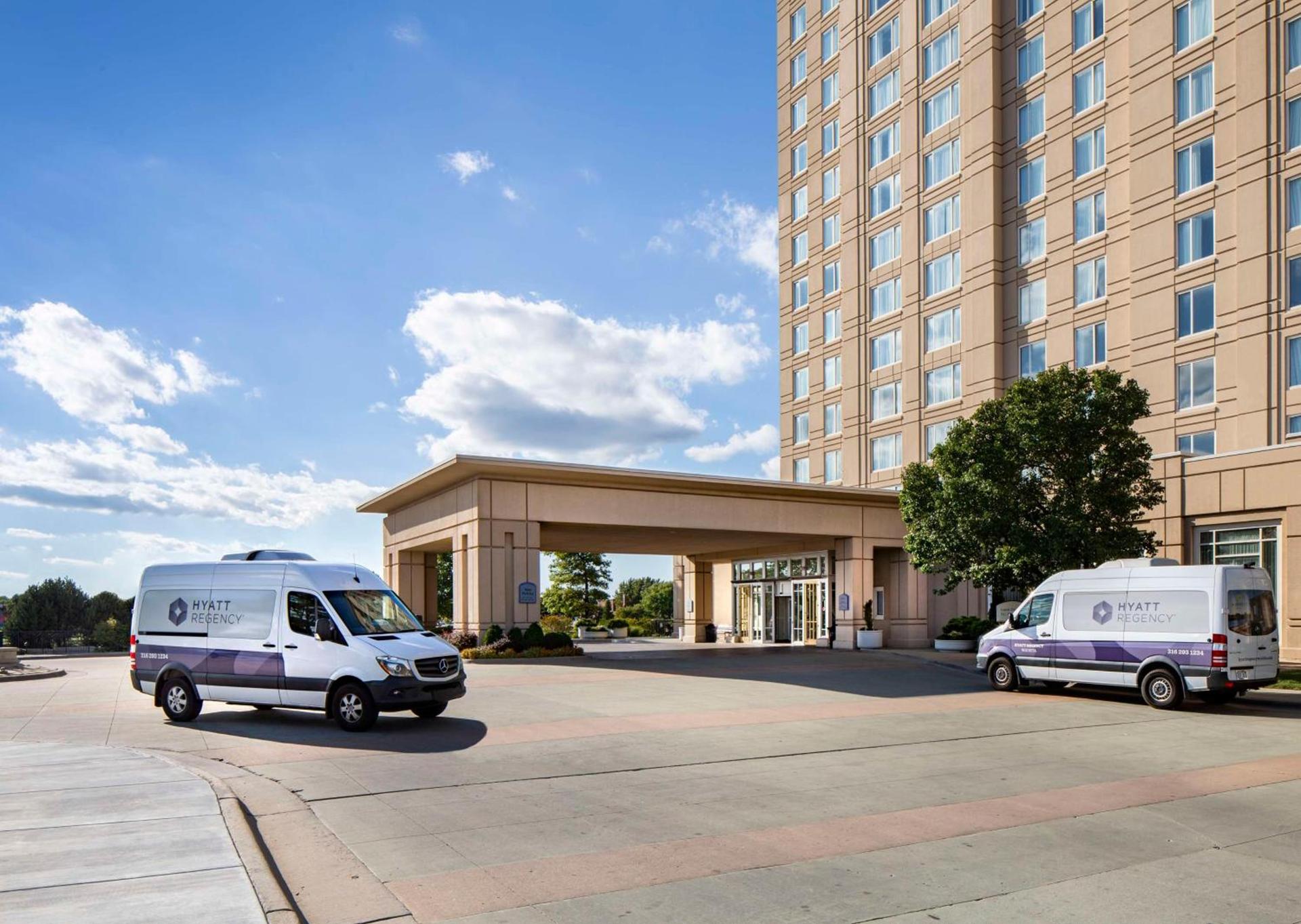 Hyatt Regency Wichita photo 2