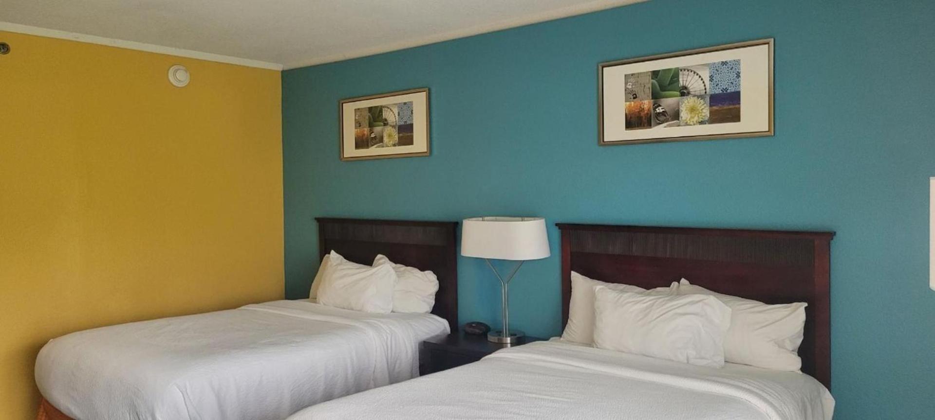 Chester Inn & Suites photo 8