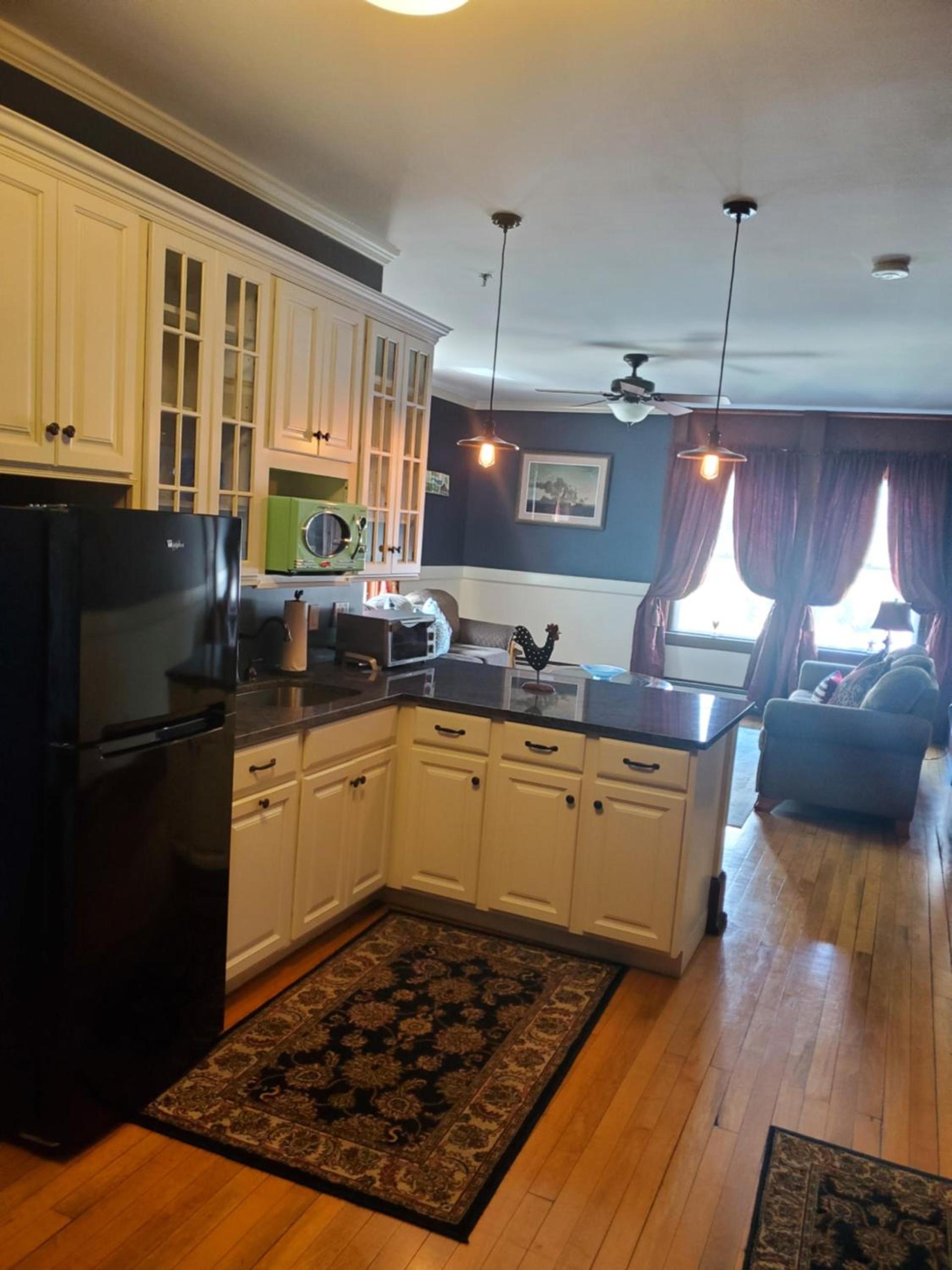 Firehouse Inn photo 26