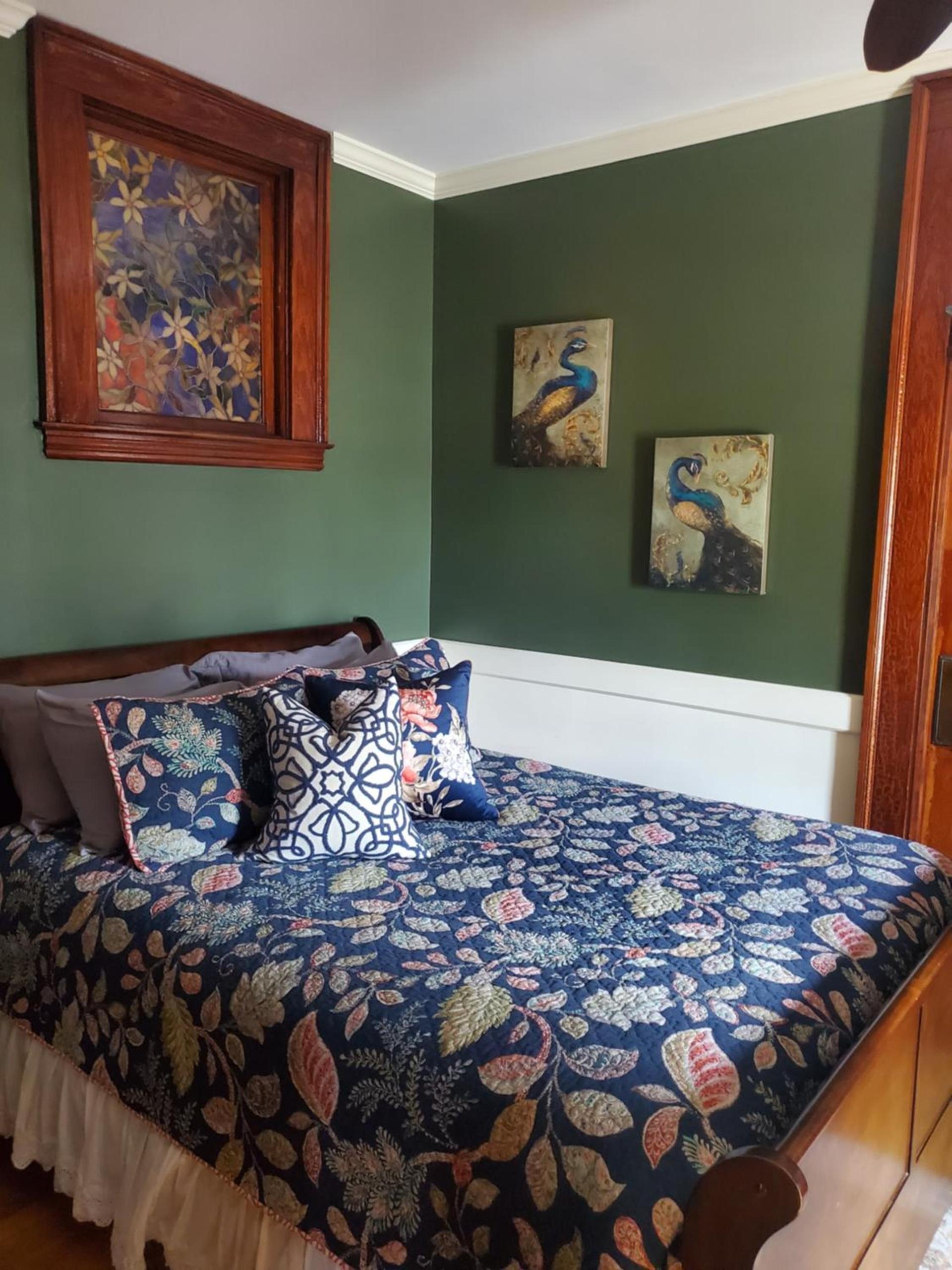 Firehouse Inn photo 24