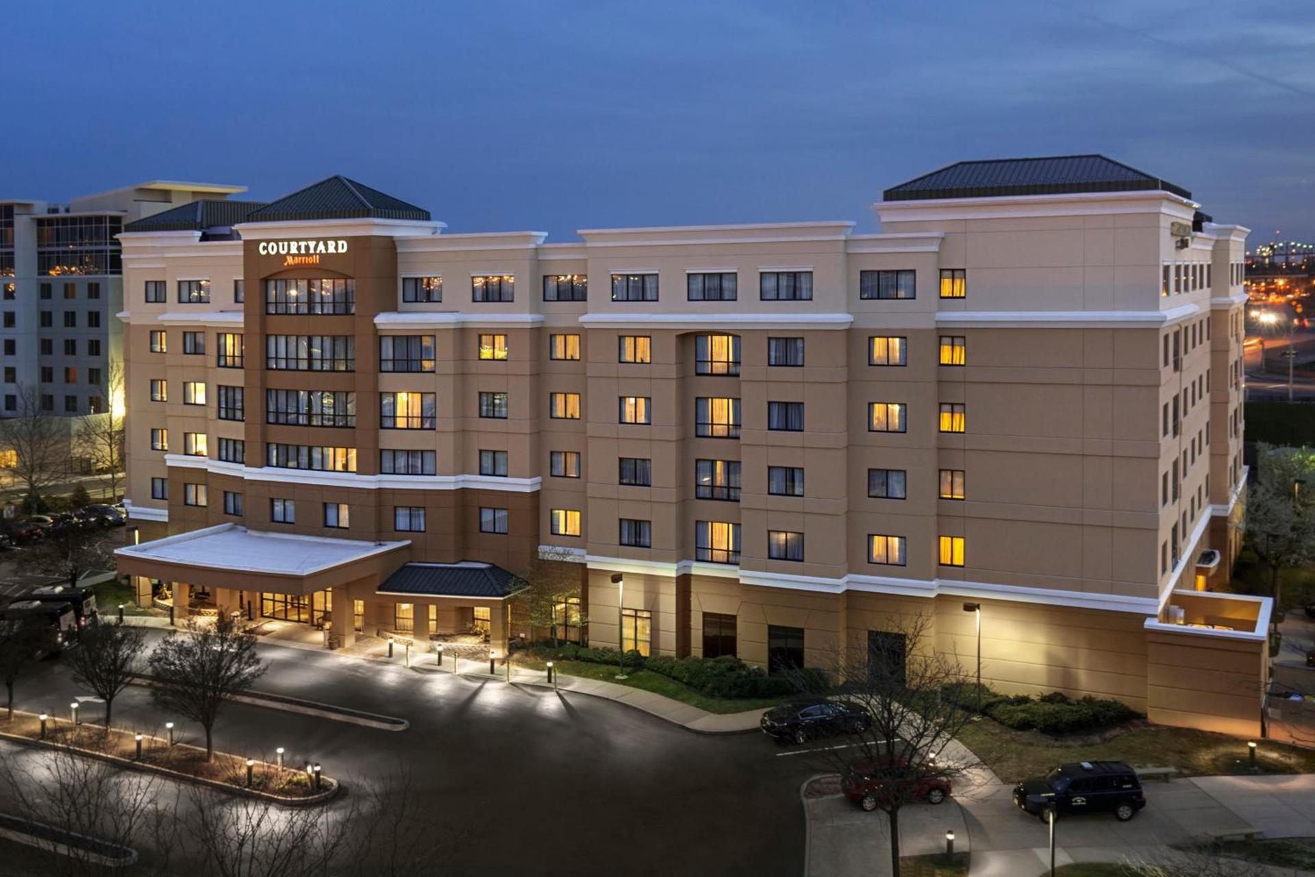 Courtyard by Marriott Newark Elizabeth — hotel in Elizabeth