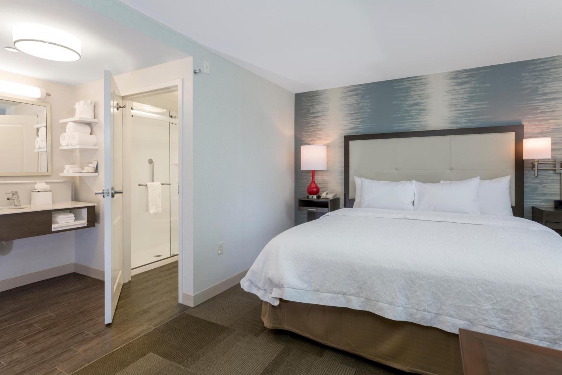 Hampton Inn & Suites San Diego-Poway photo 42
