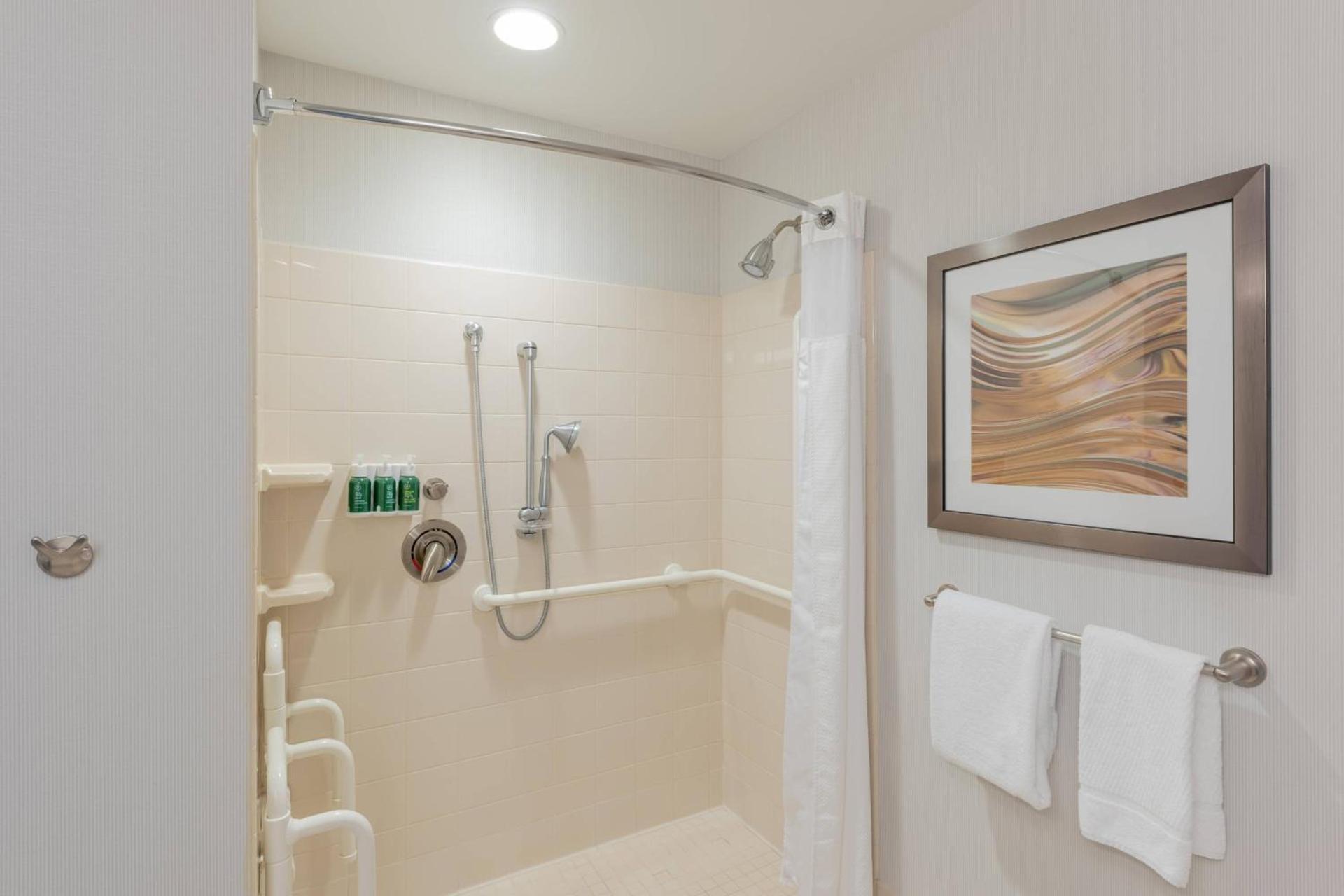 Courtyard by Marriott Greenville Downtown photo 29
