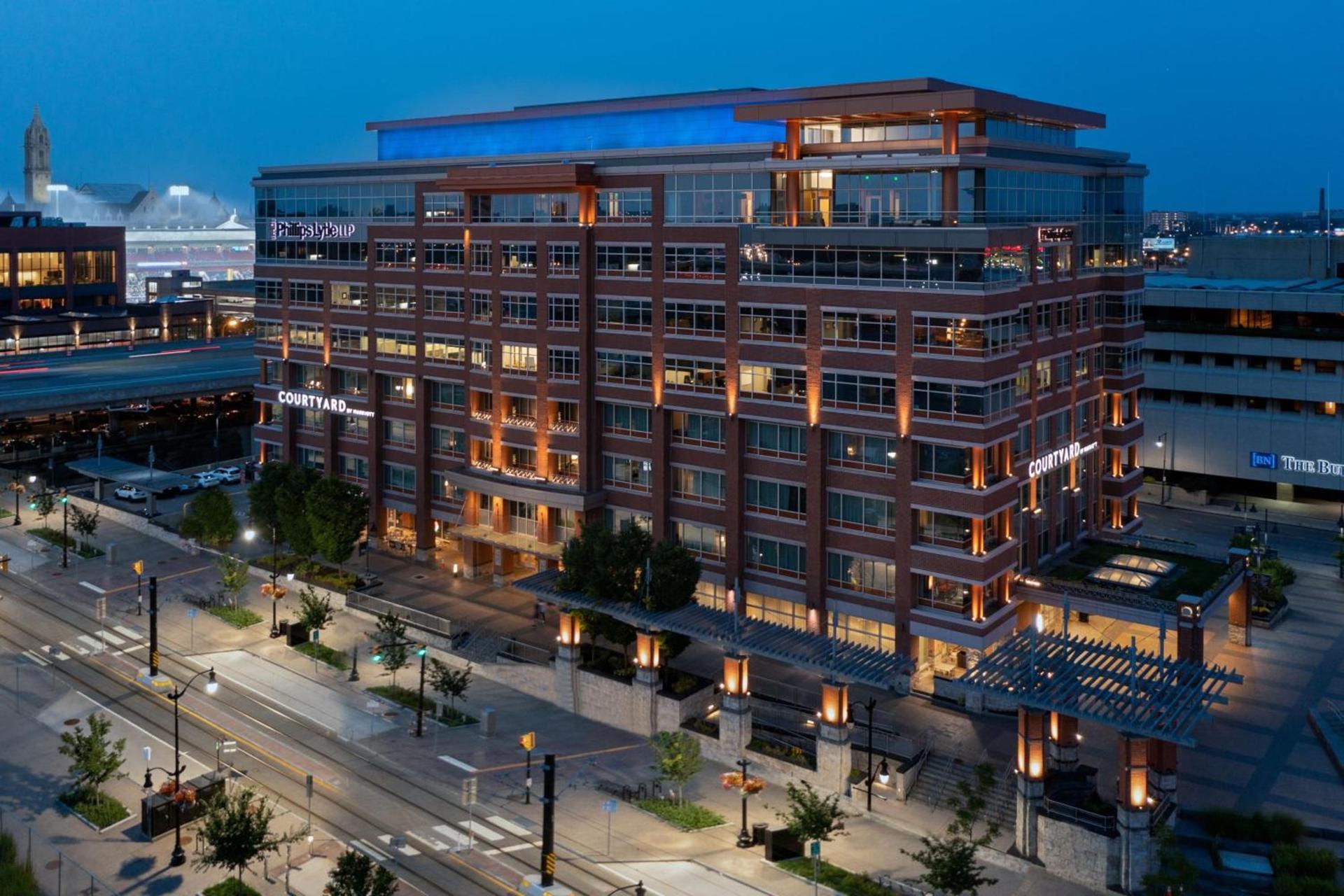 Courtyard by Marriott Buffalo Downtown/Canalside photo 1