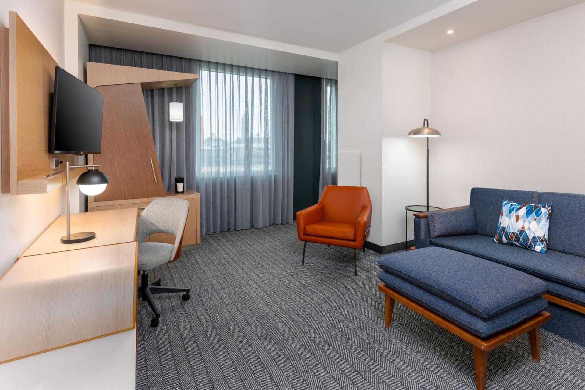 Courtyard by Marriott Buffalo Downtown/Canalside photo 39