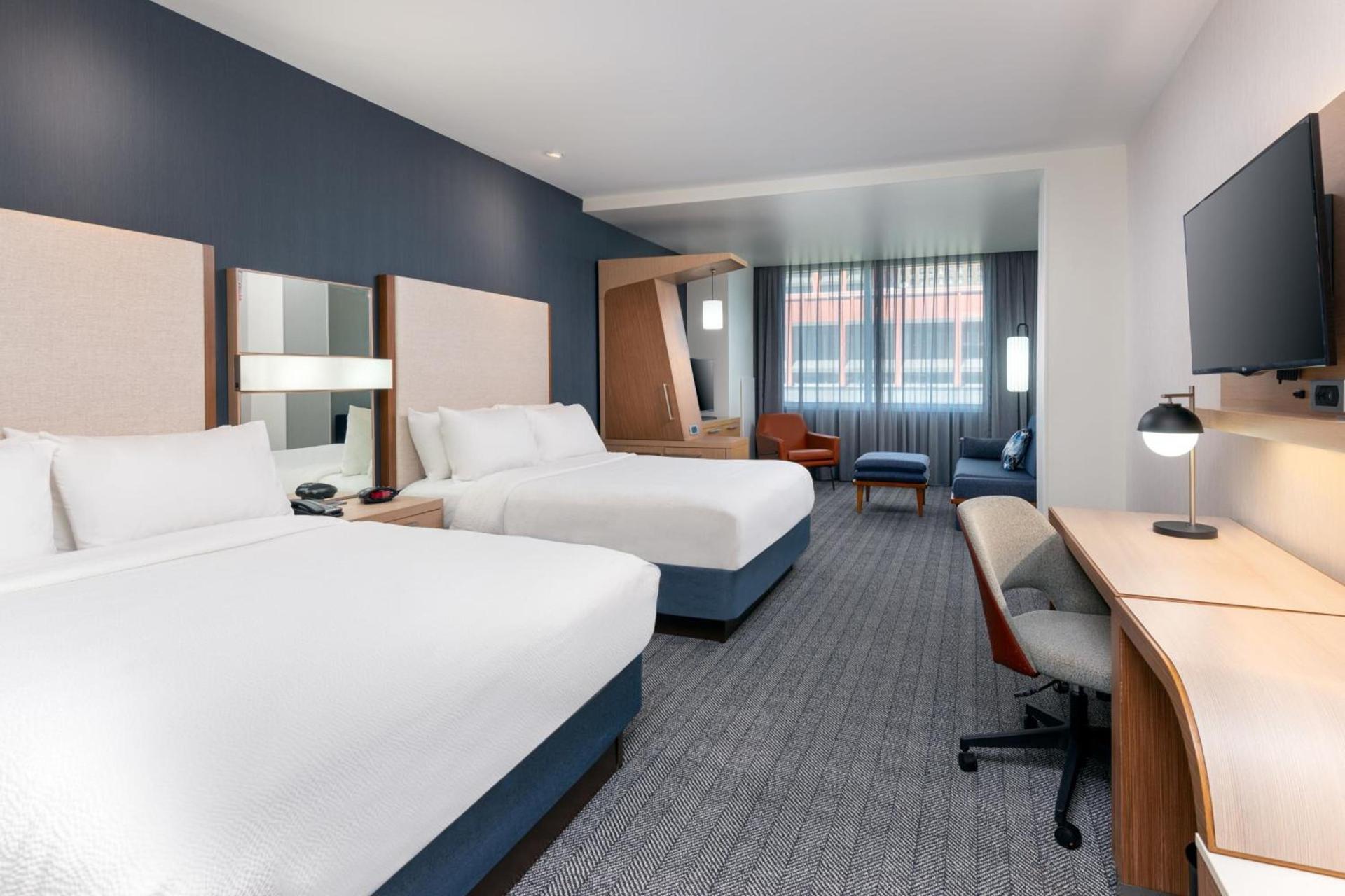 Courtyard by Marriott Buffalo Downtown/Canalside photo 2
