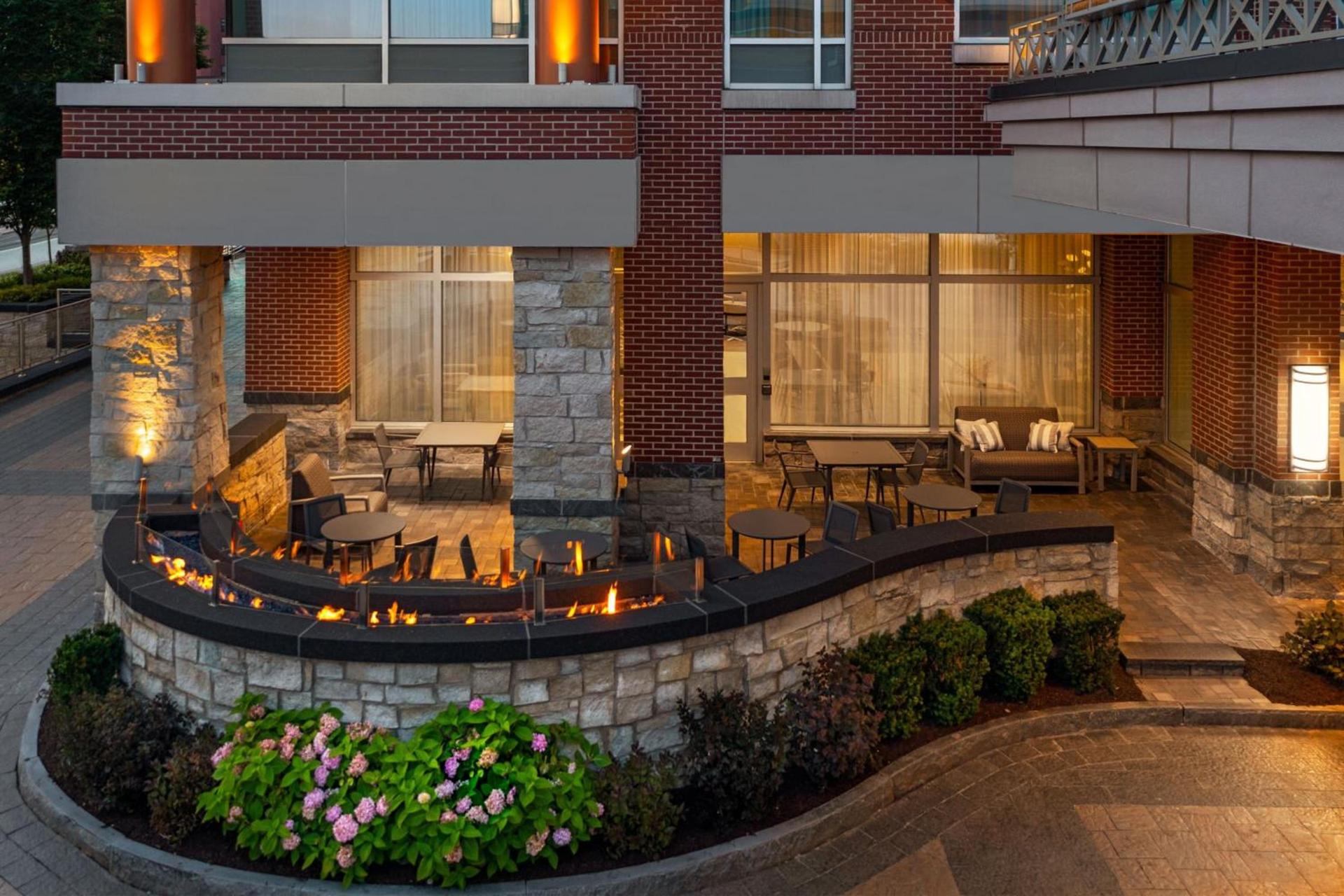 Courtyard by Marriott Buffalo Downtown/Canalside photo 16