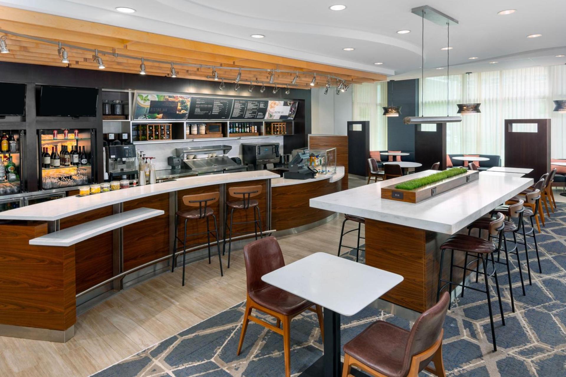Courtyard by Marriott Buffalo Downtown/Canalside photo 20