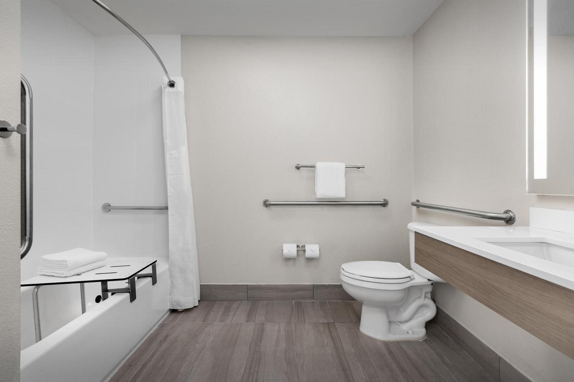 Holiday Inn Express & Suites Superior by IHG photo 11