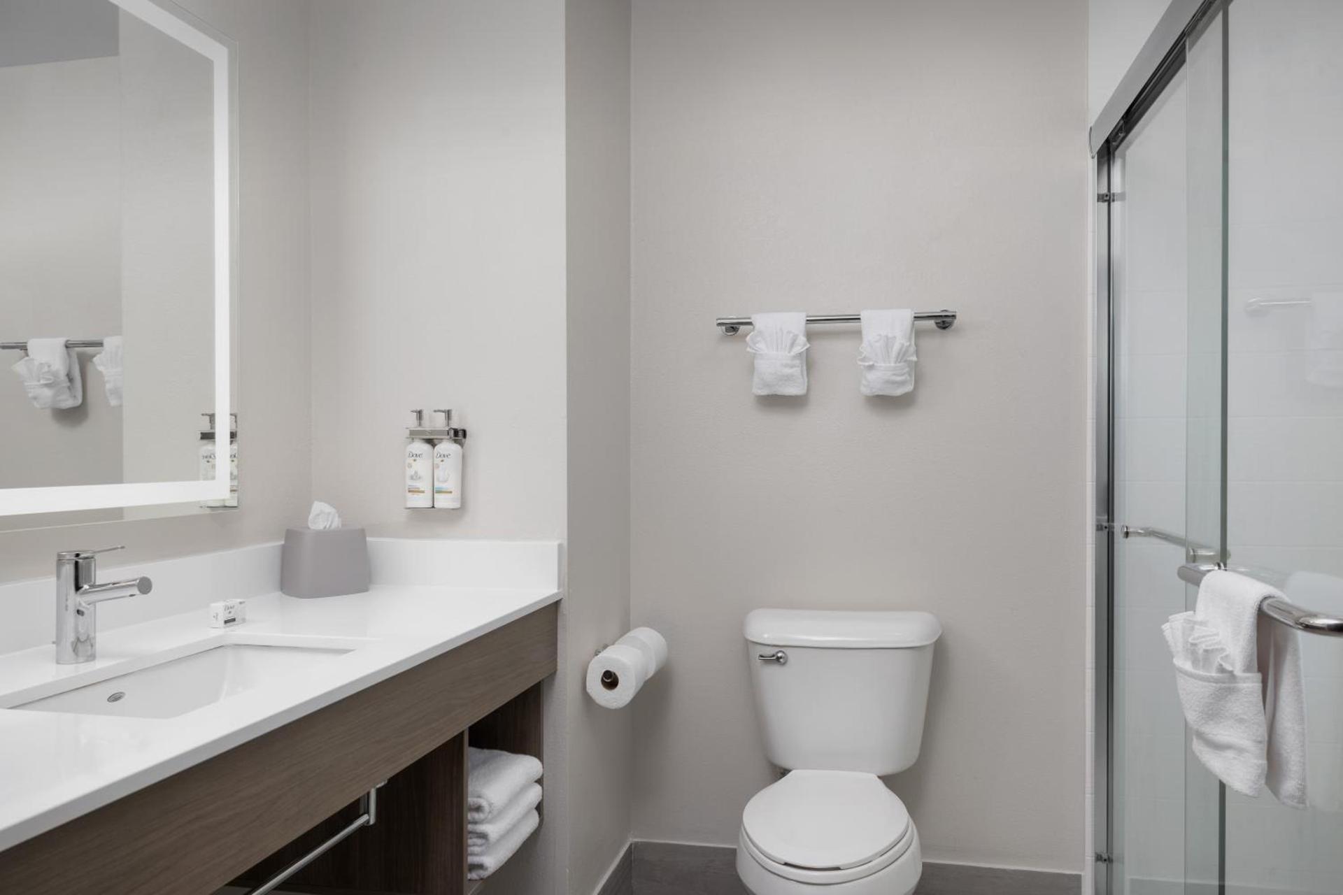 Holiday Inn Express & Suites Superior by IHG photo 5