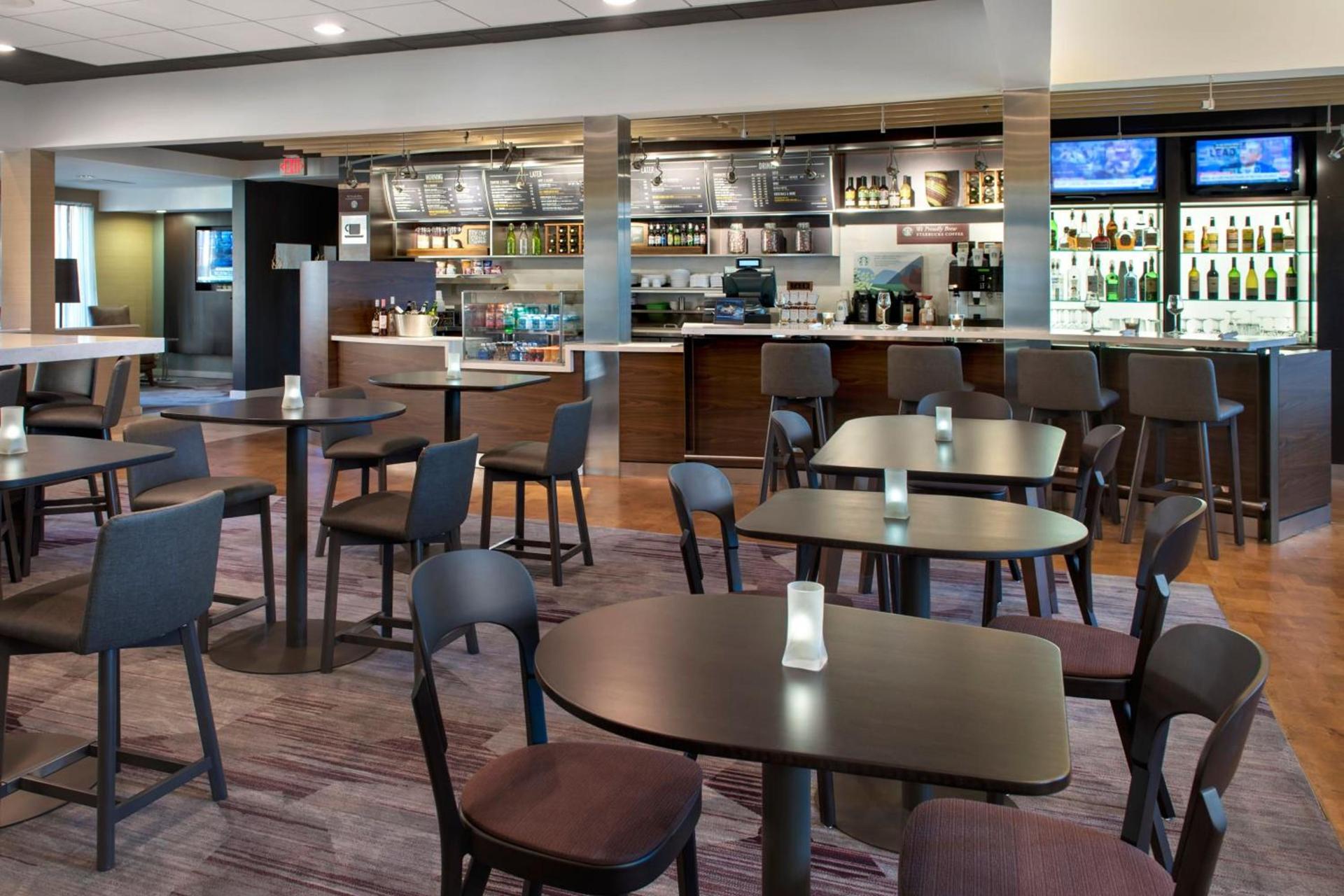 Courtyard by Marriott Mt. Laurel photo 16
