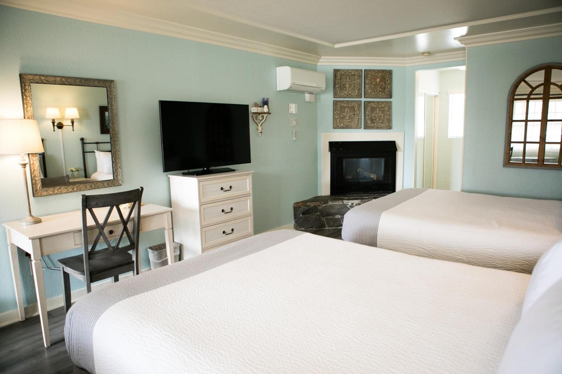 Sea Otter Inn photo 29