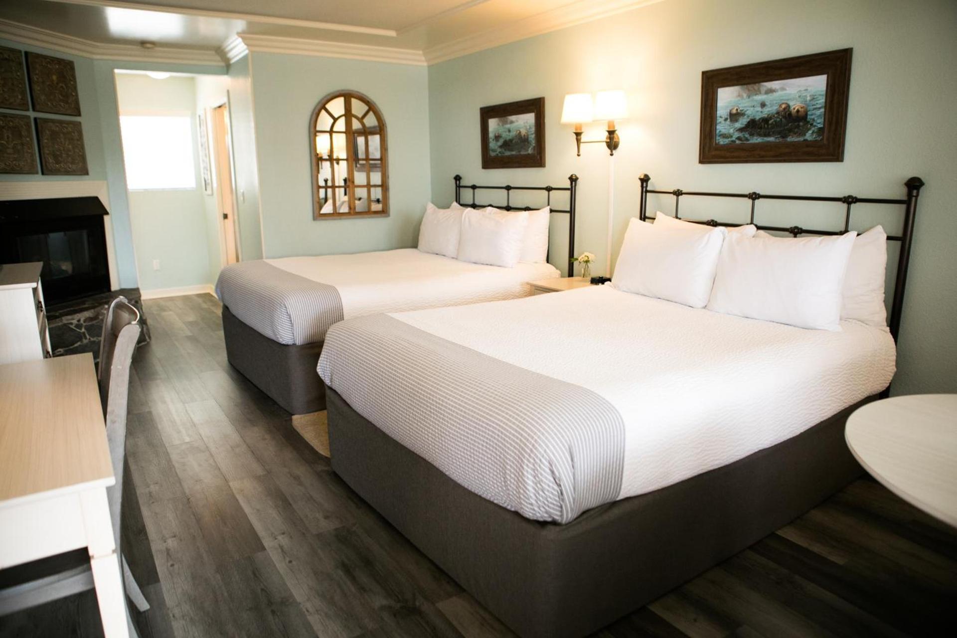 Sea Otter Inn photo 26