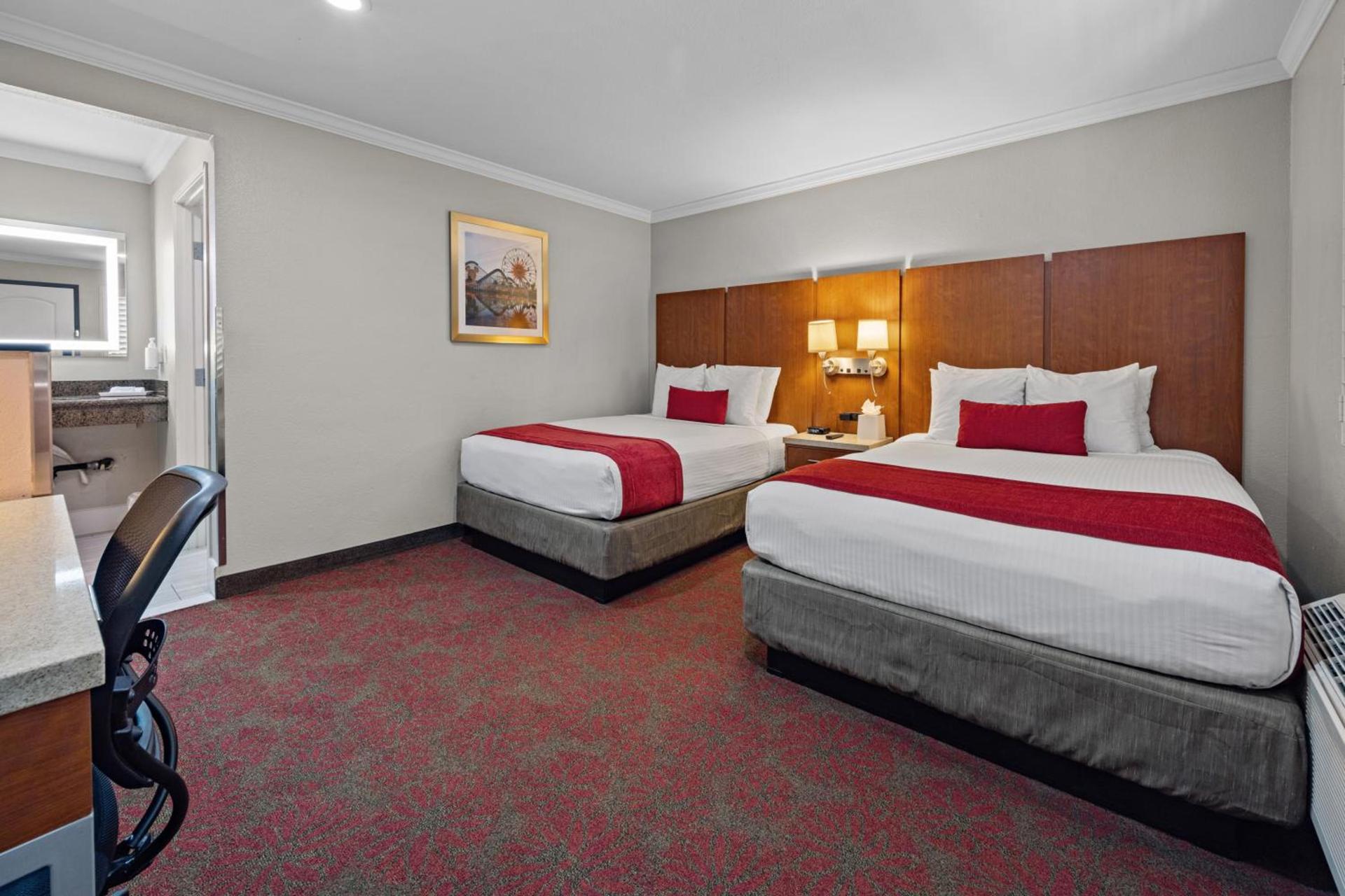 Del Sol Inn Anaheim photo 10