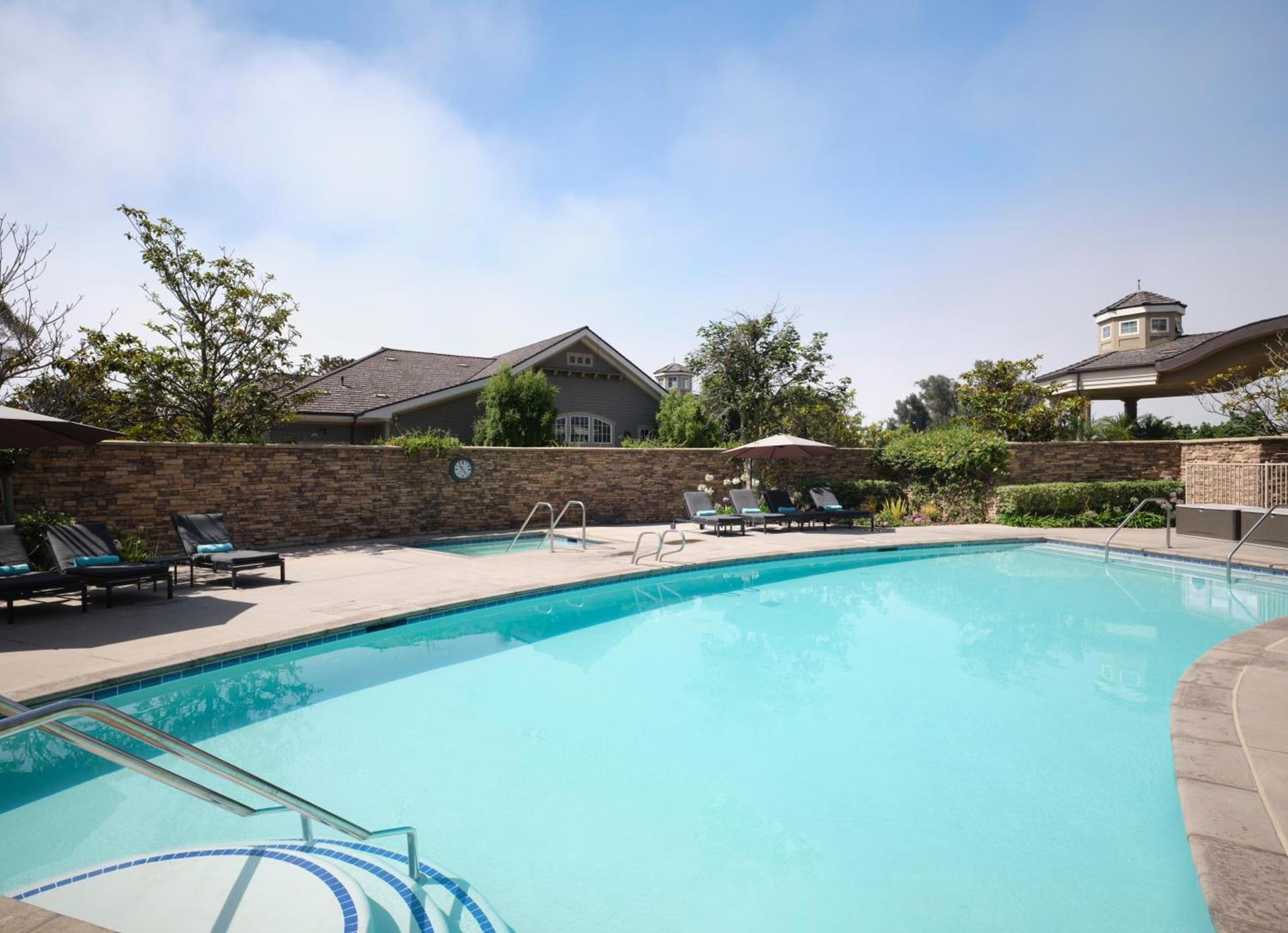 West Inn & Suites photo 25