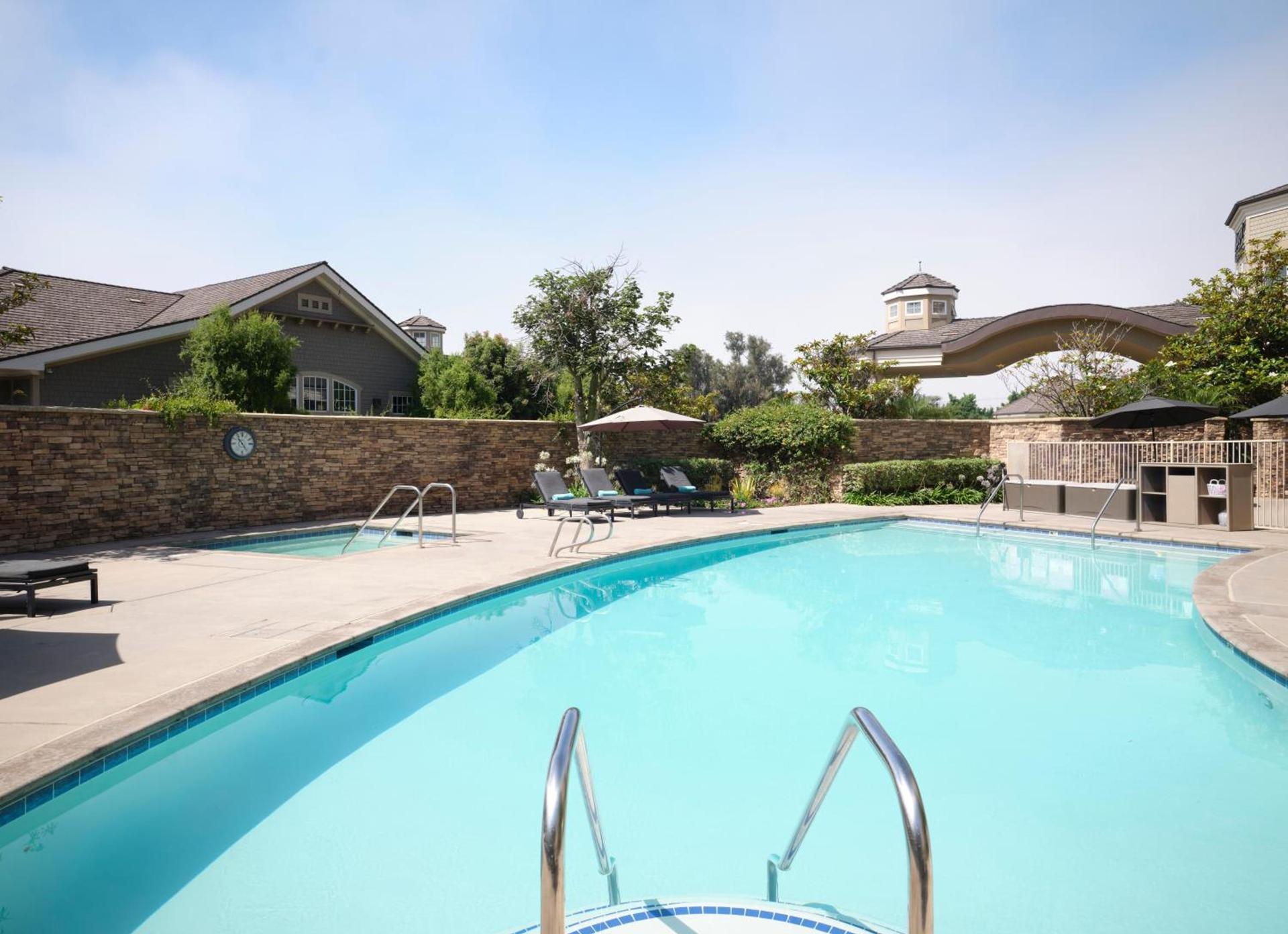 West Inn & Suites photo 27