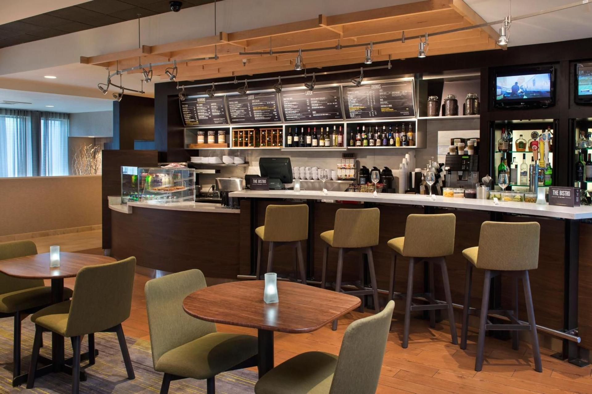 Courtyard by Marriott Norwalk photo 23