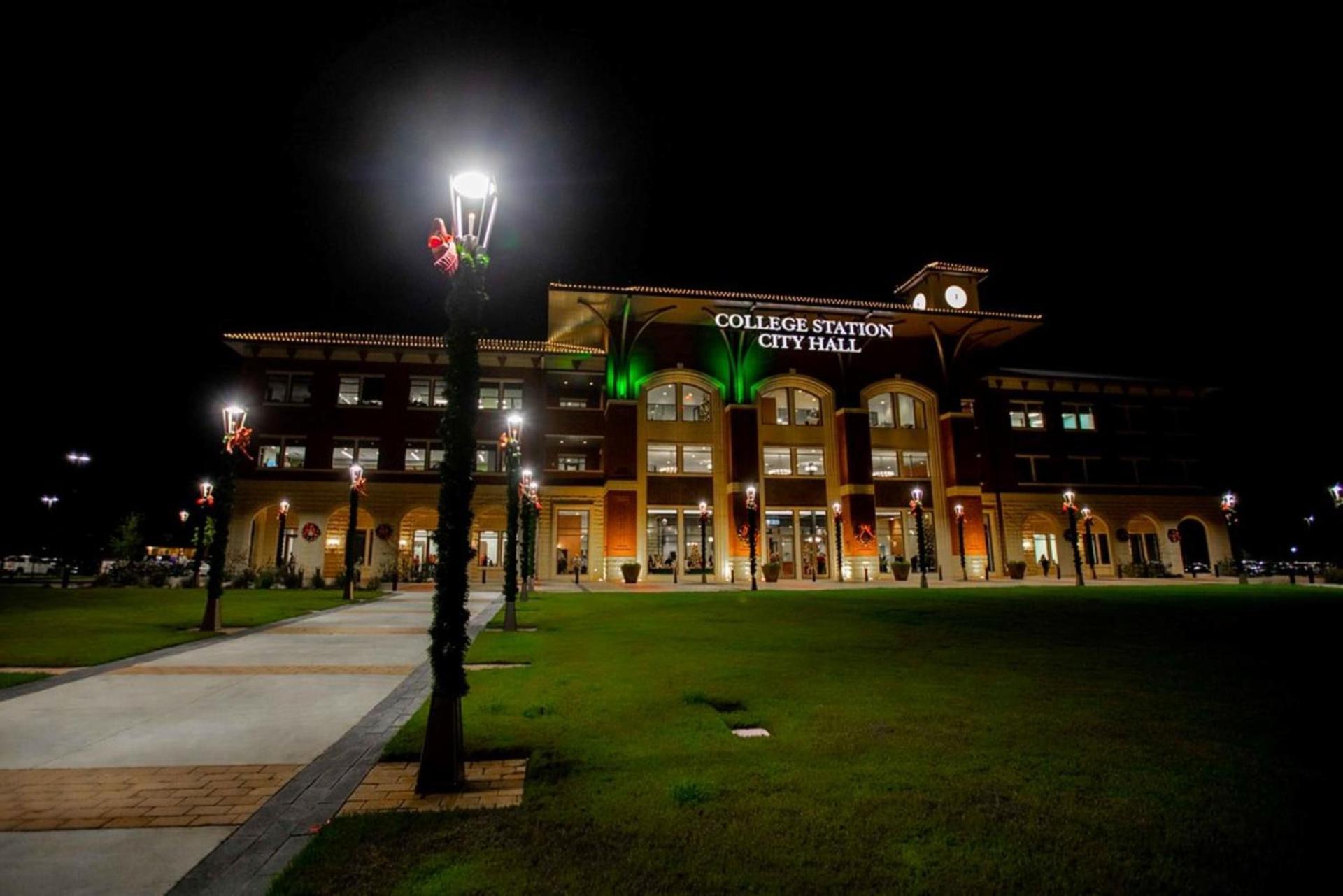 Holiday Inn Express & Suites Bryan - College Station by IHG photo 37