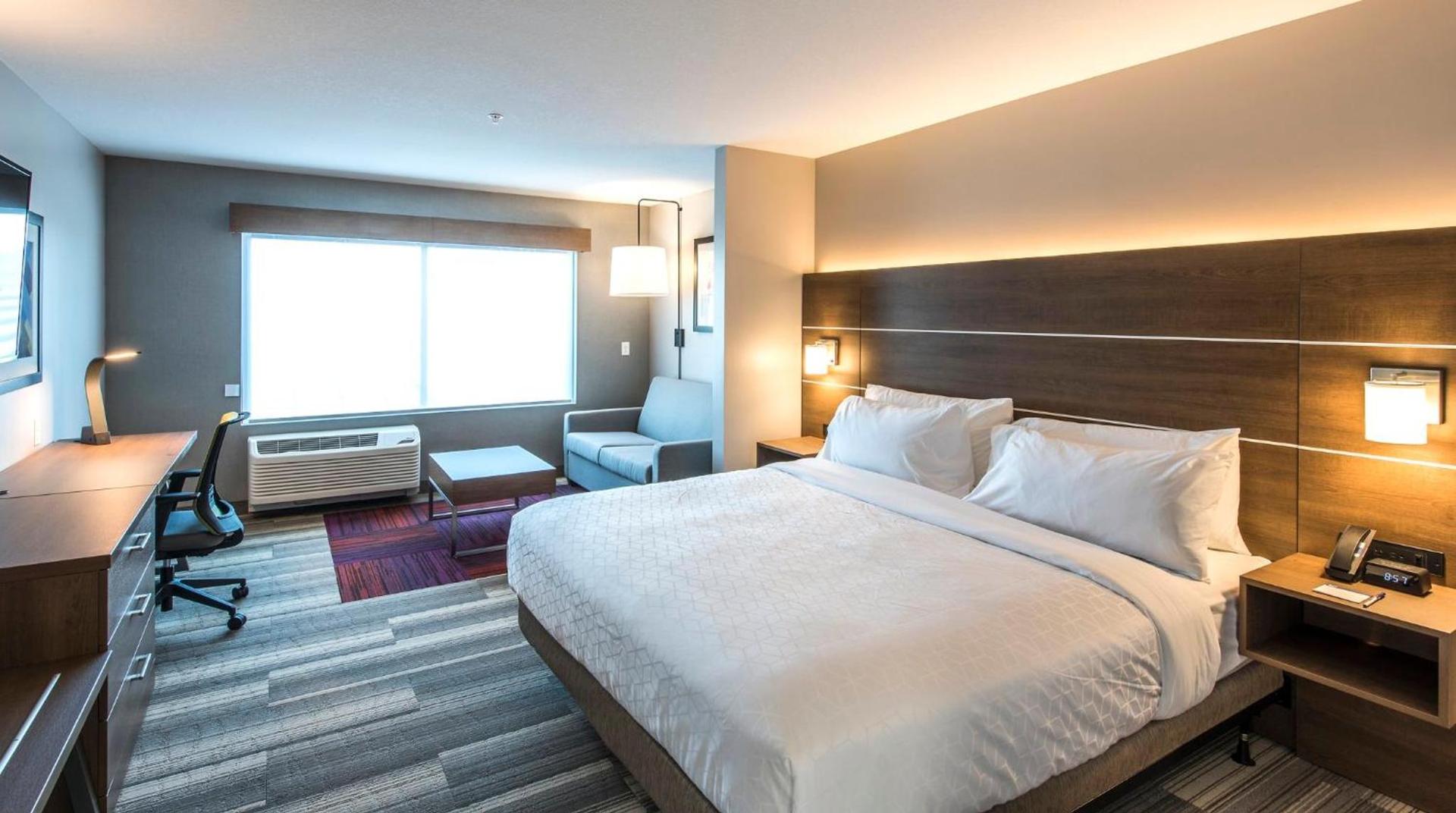 Holiday Inn Express & Suites - Phoenix North - Happy Valley by IHG photo 36