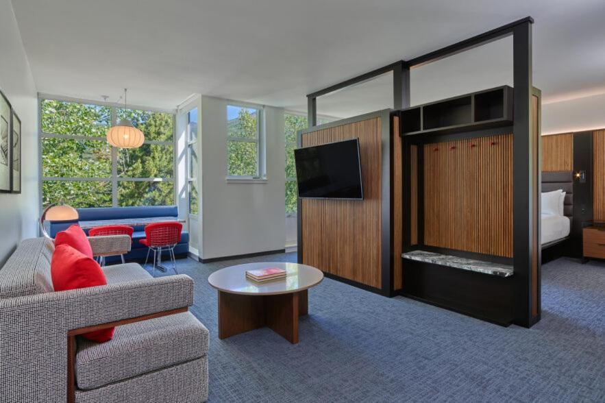 Aspen Meadows Resort photo 55