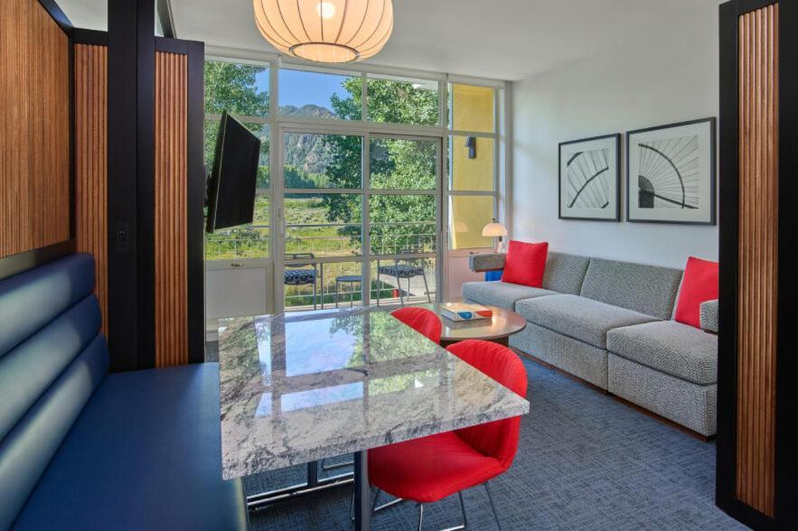 Aspen Meadows Resort photo 59